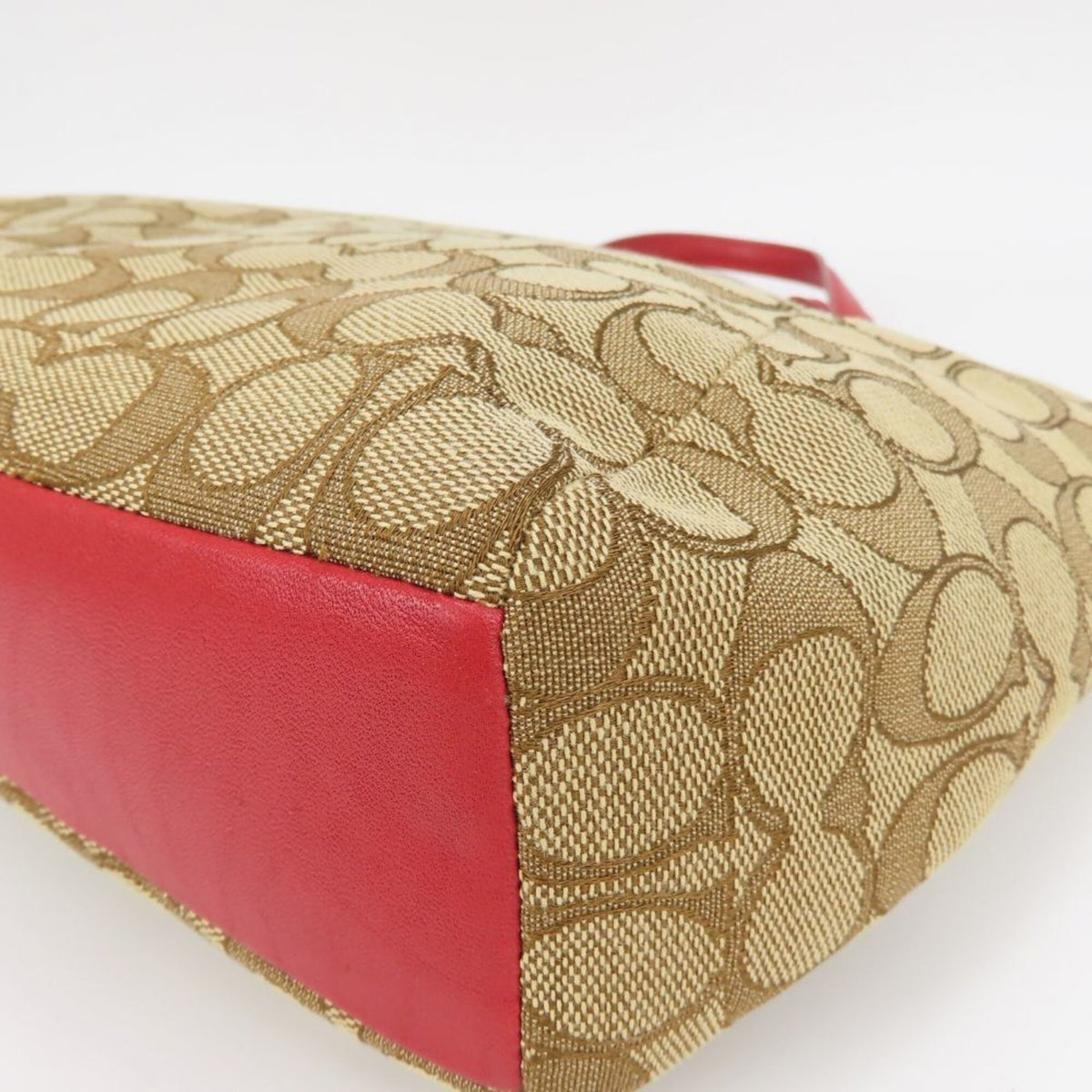 Coach Signature Beige Red Color Canvas Handbag (Pre-Owned)