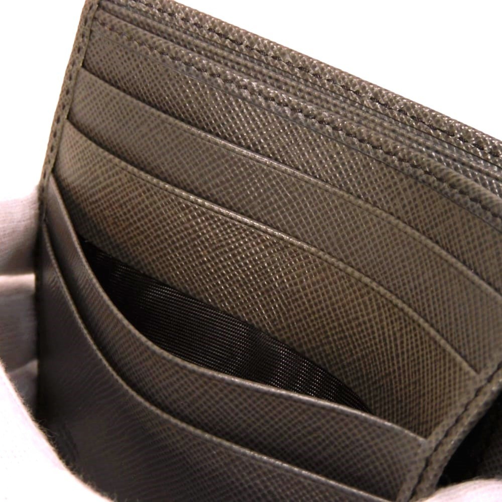Prada Saffiano Brown Saffiano Wallet (Bi-Fold) (Pre-Owned)