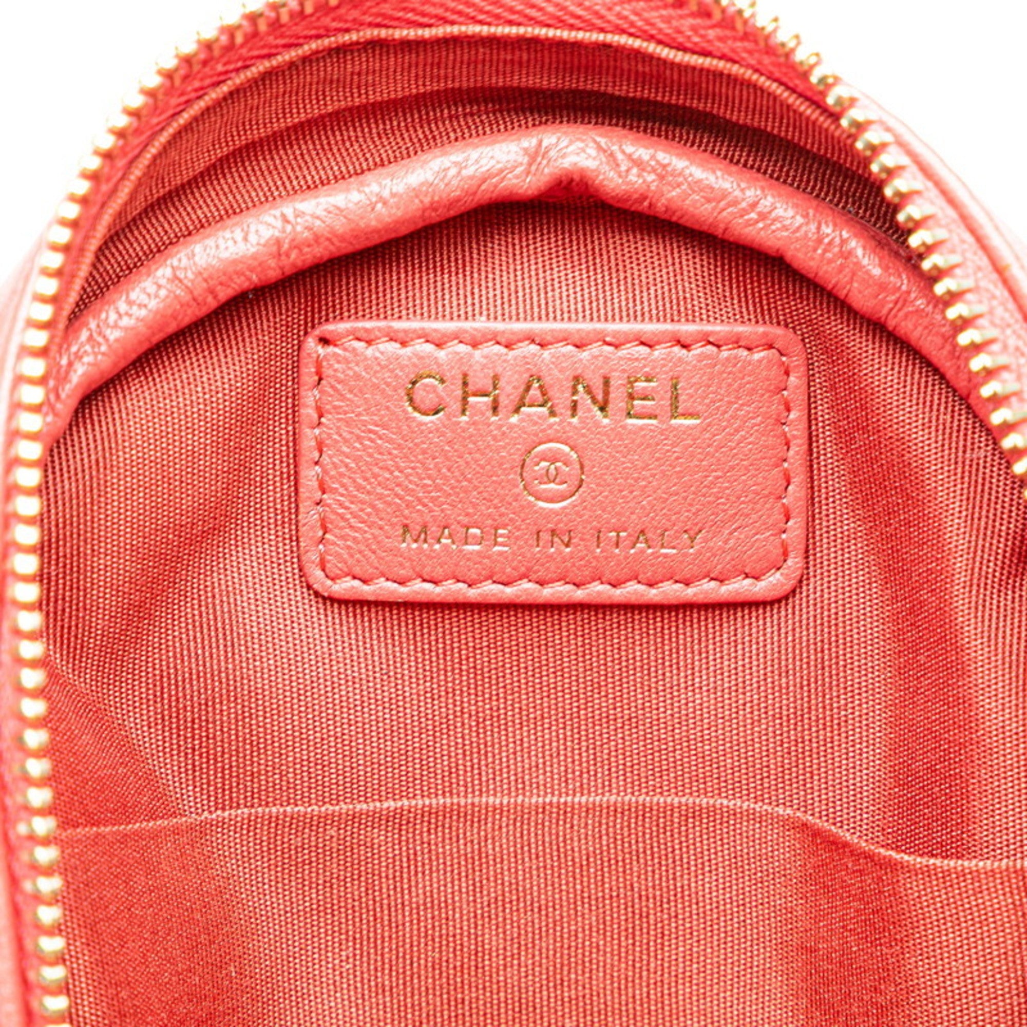 Chanel Red Color Leather Shoulder Bag (Pre-Owned)