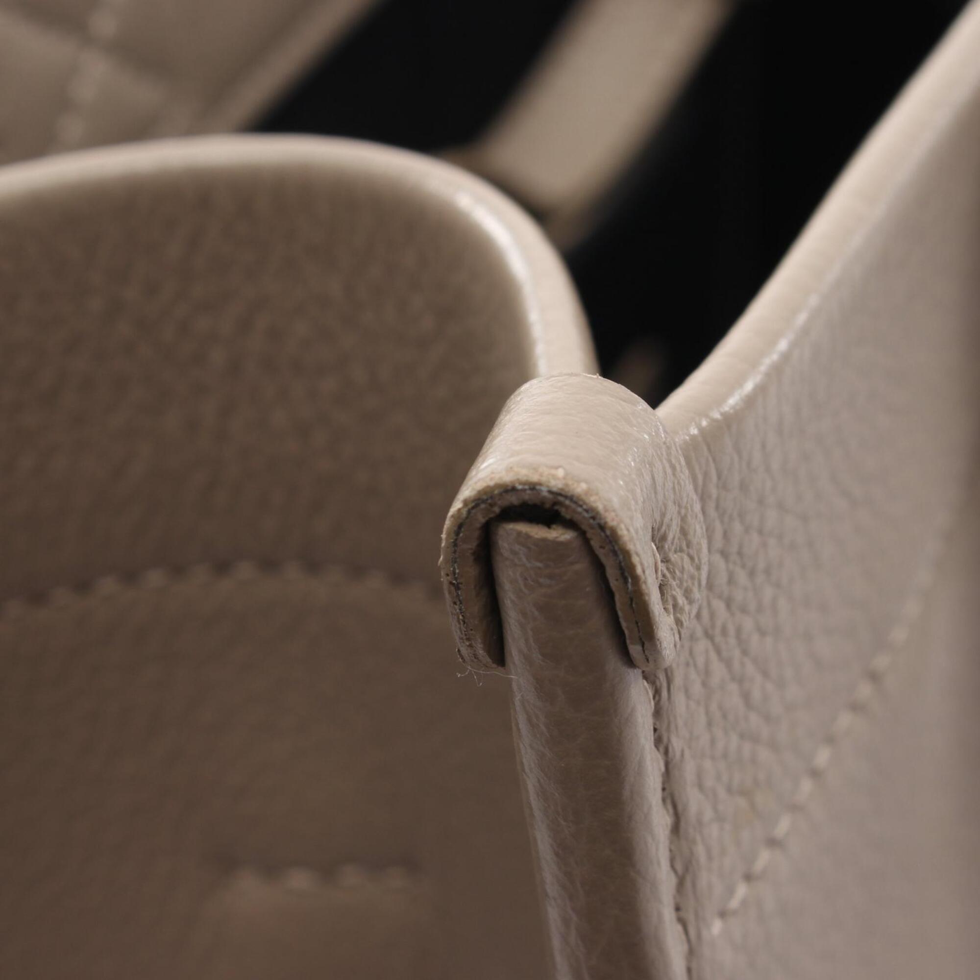 Balenciaga Beige Leather Tote Bag (Pre-Owned)