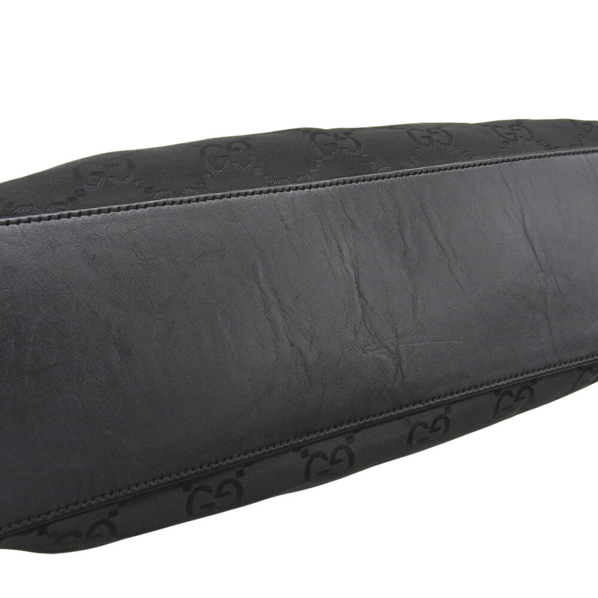 Gucci Black Nylon Leather Shoulder Bag (Pre-Owned)