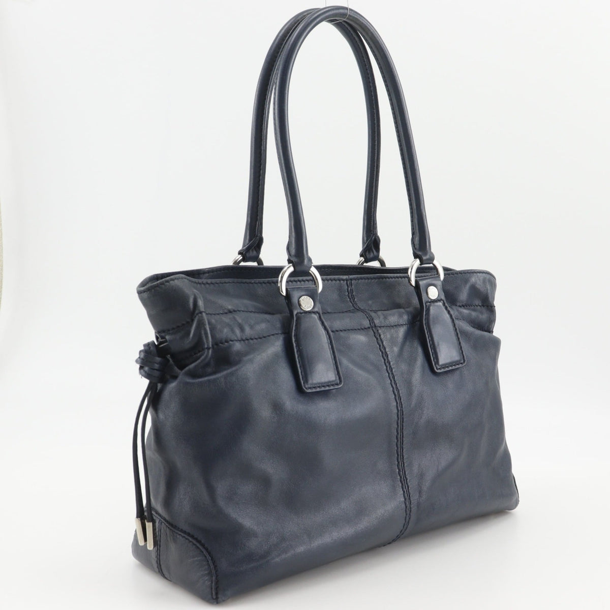 Tod's Navy Leather Tote Bag (Pre-Owned)