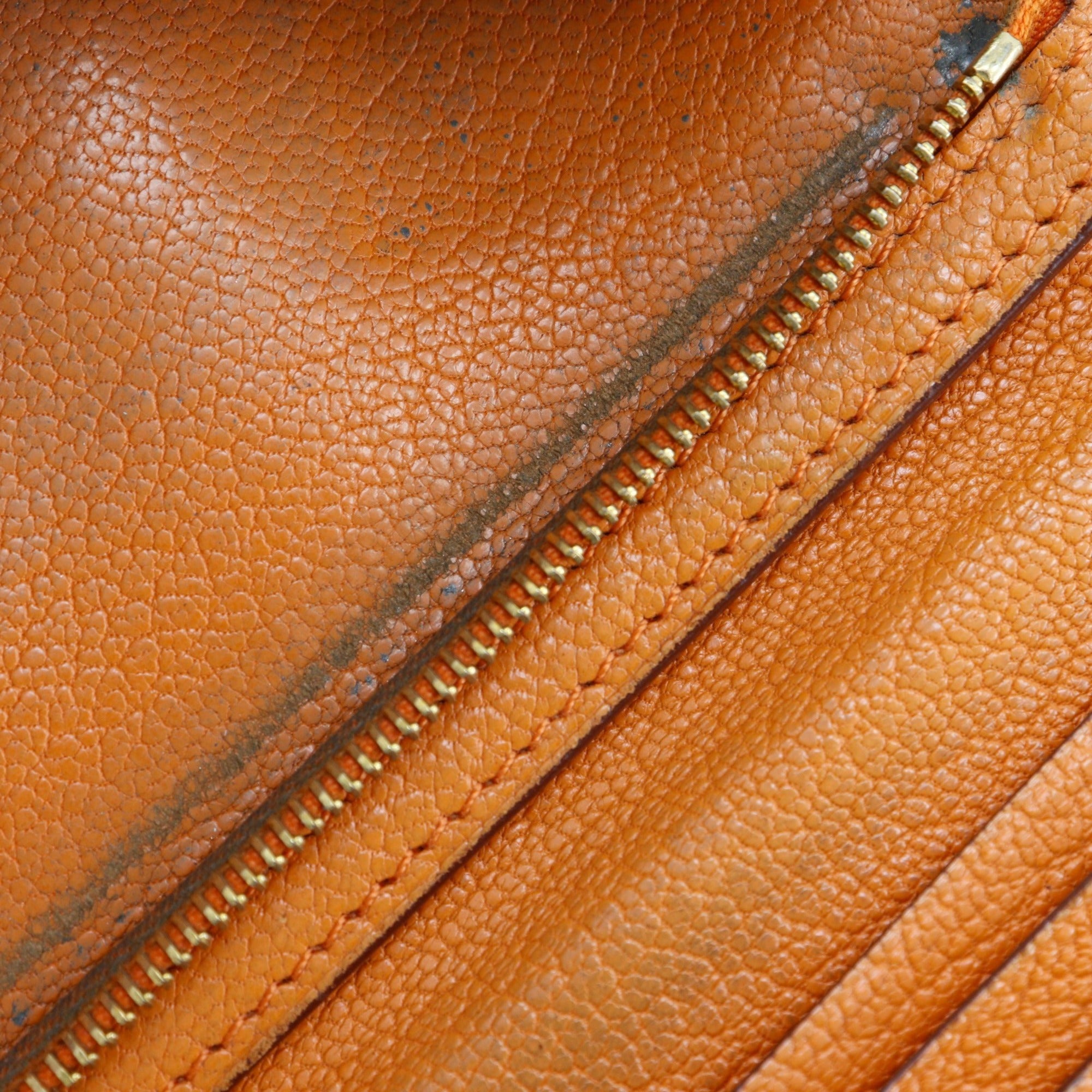 Hermes Brown Chevre Leather Long Wallet (Bi-Fold) (Pre-Owned)