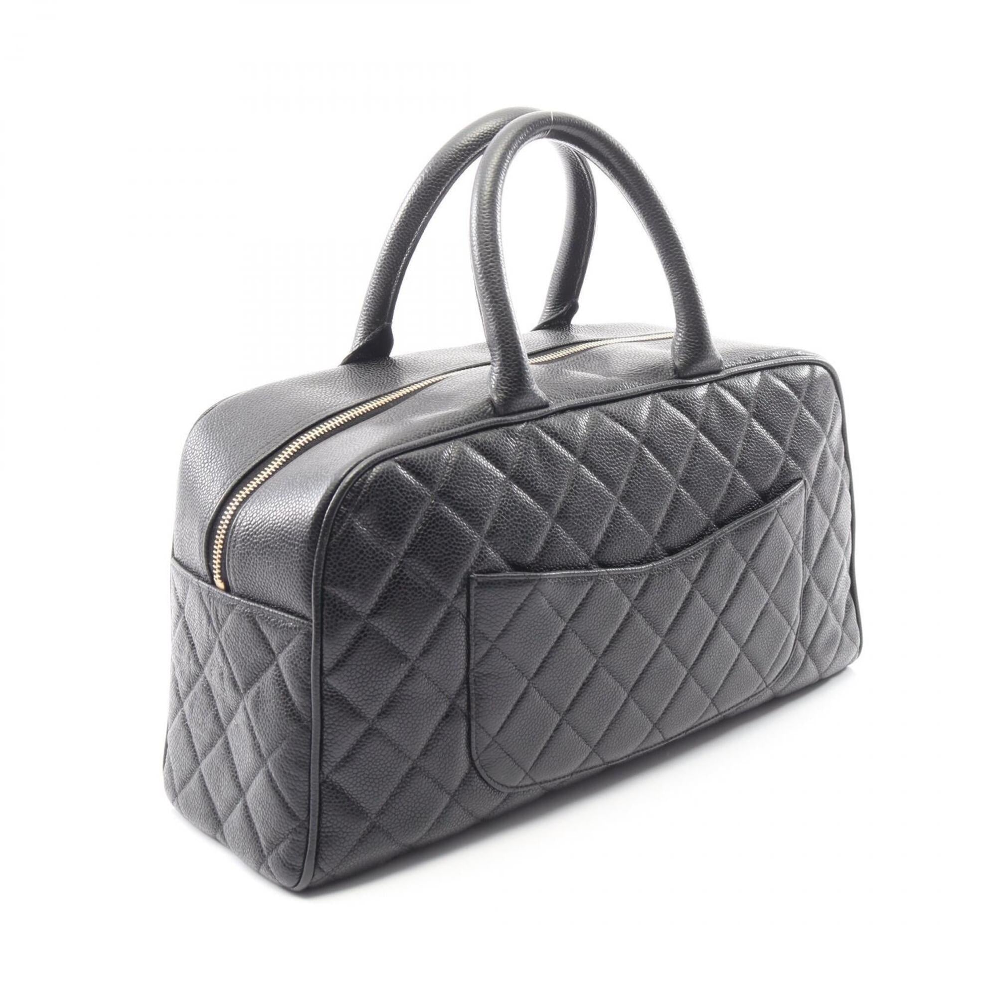 Chanel Matelasse Black Grained Calfskin Handbag (Pre-Owned)