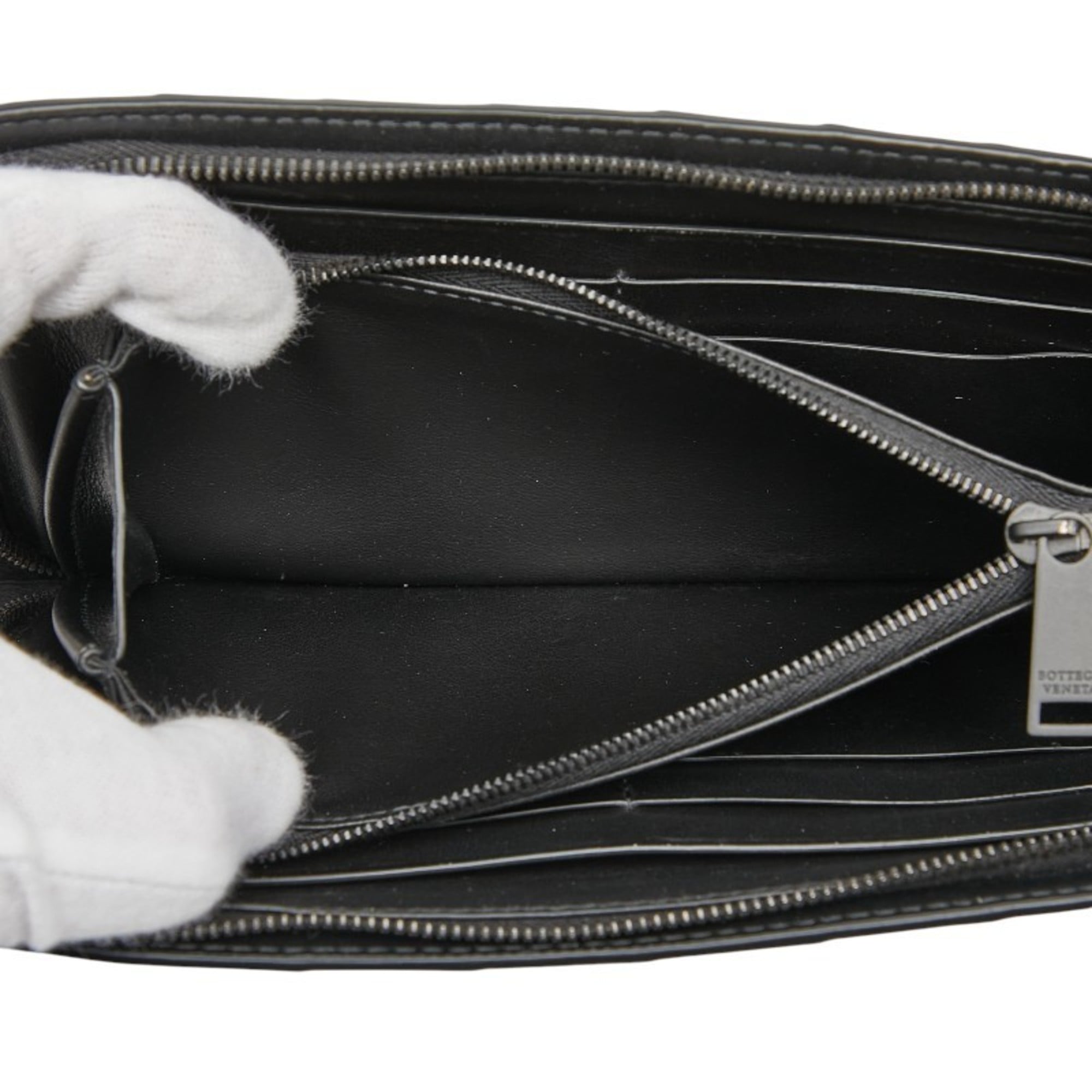 Bottega Veneta Black Leather Long Wallet (Bi-Fold) (Pre-Owned)