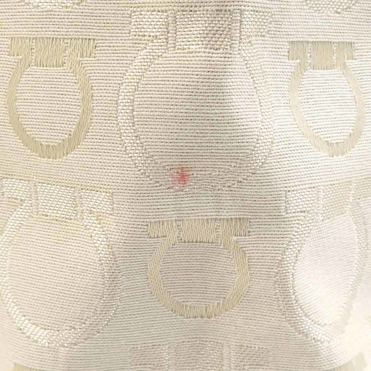 Salvatore Ferragamo Light Beige Canvas Leather Shoulder Bag (Pre-Owned)