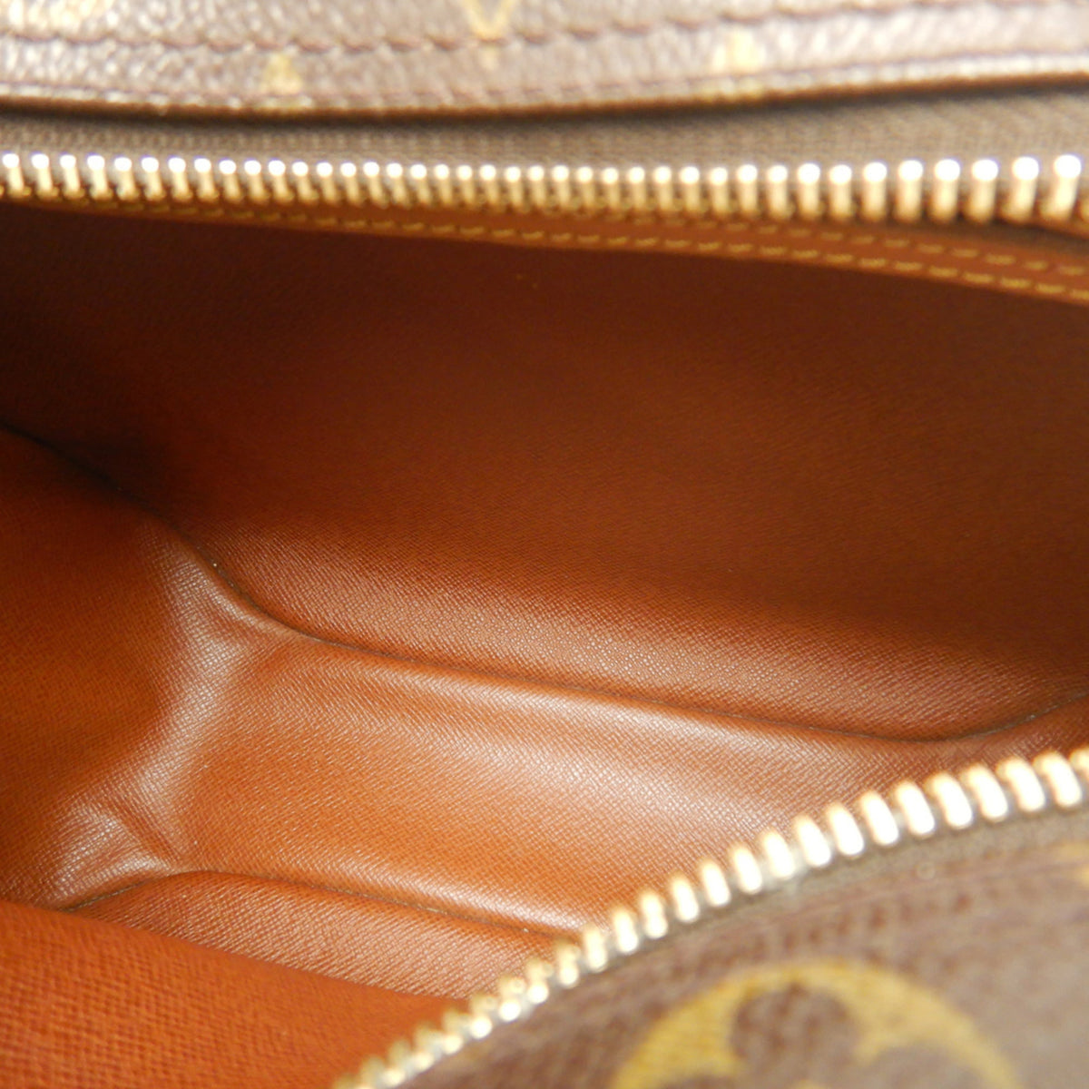 Louis Vuitton Brown Monogram Canvas Shoulder Bag (Pre-Owned)