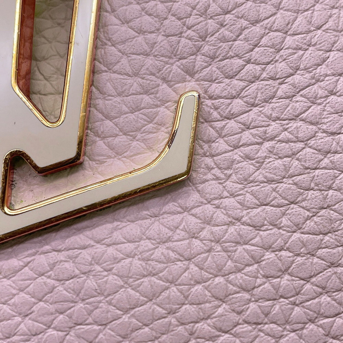Louis Vuitton White Leather Handbag (Pre-Owned)