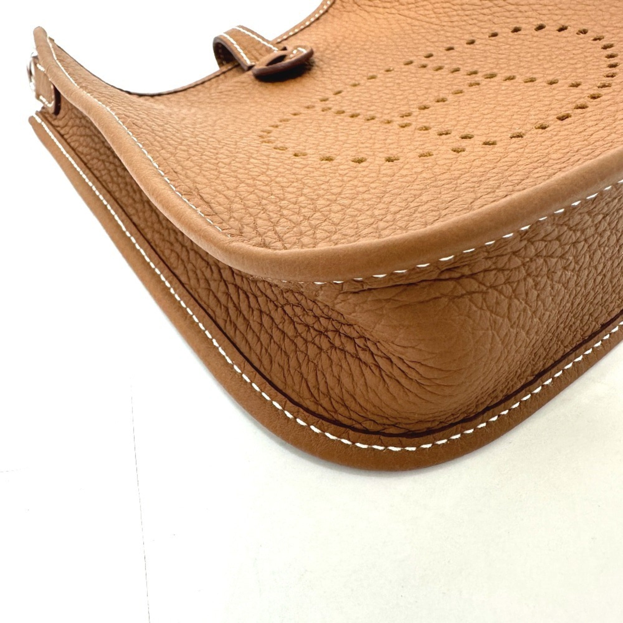 Hermes Evelyne Gold Taurillon Clemence Leather Shoulder Bag (Pre-Owned)
