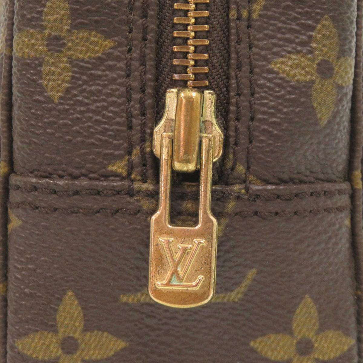 Louis Vuitton Brown Monogram Monogram Pouch (Pre-Owned)