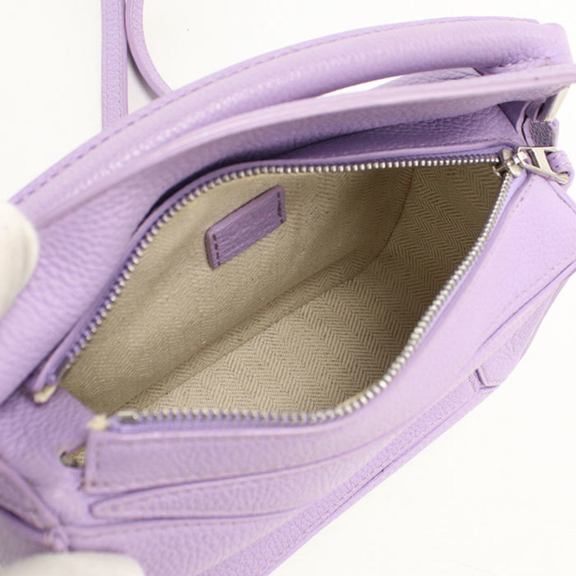 Loewe Purple Leather Handbag (Pre-Owned)