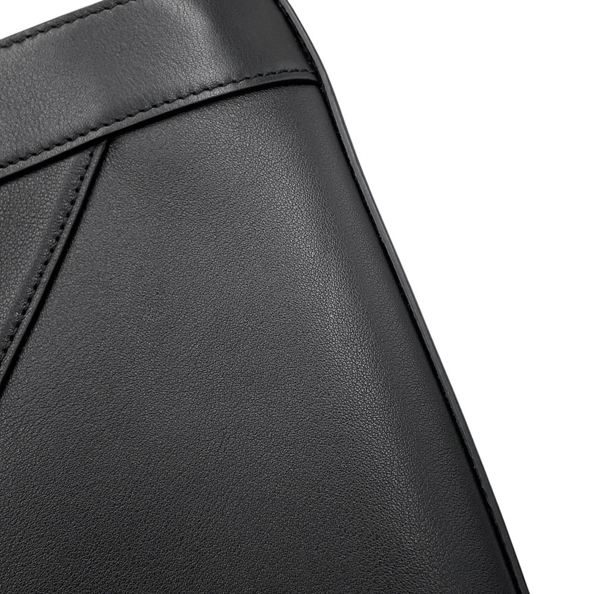 Yves Saint Laurent Black Leather Handbag (Pre-Owned)
