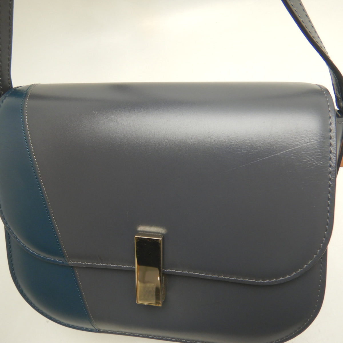 Valextra Gray Navy Leather Shoulder Bag (Pre-Owned)