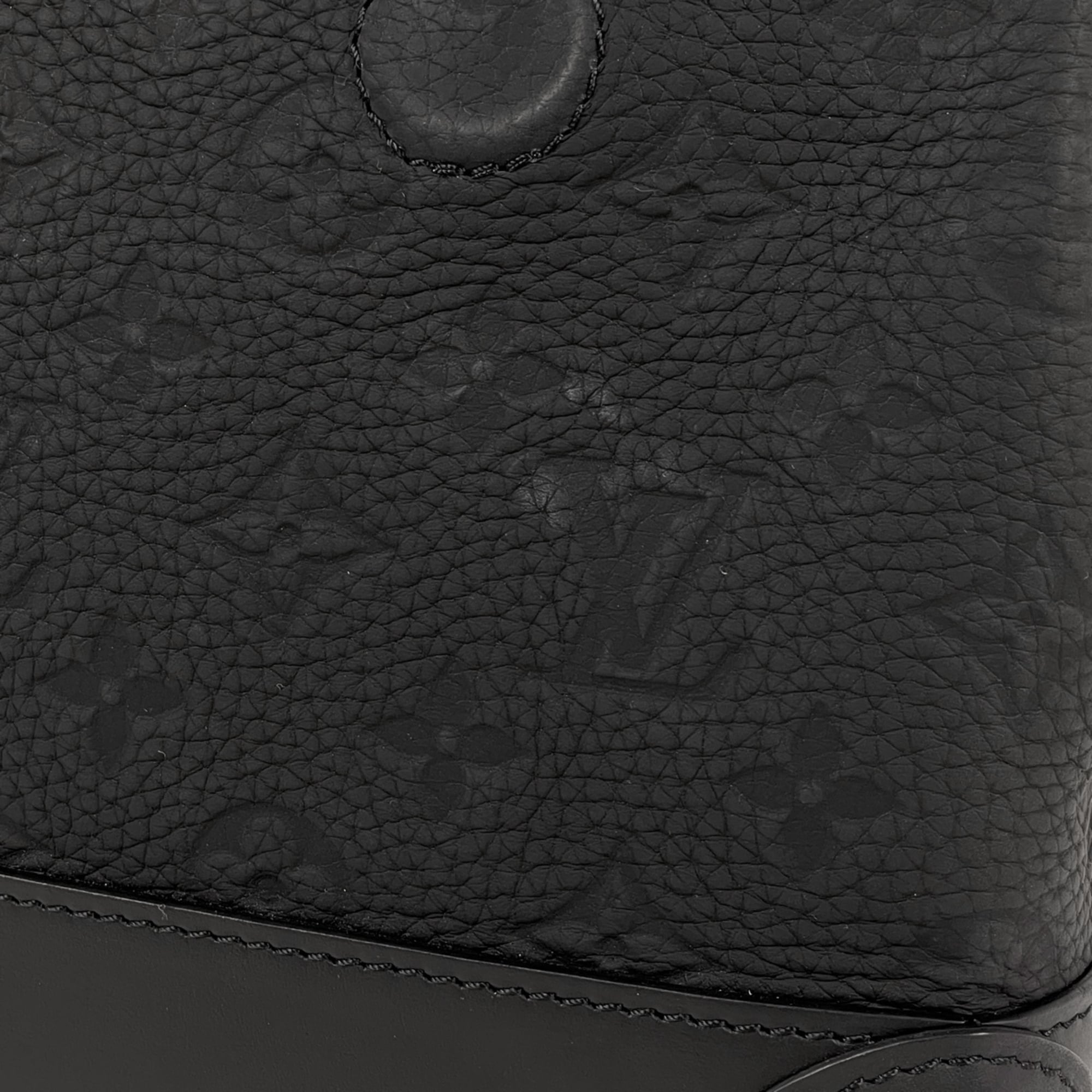Louis Vuitton Black Monogram Handbag (Pre-Owned)