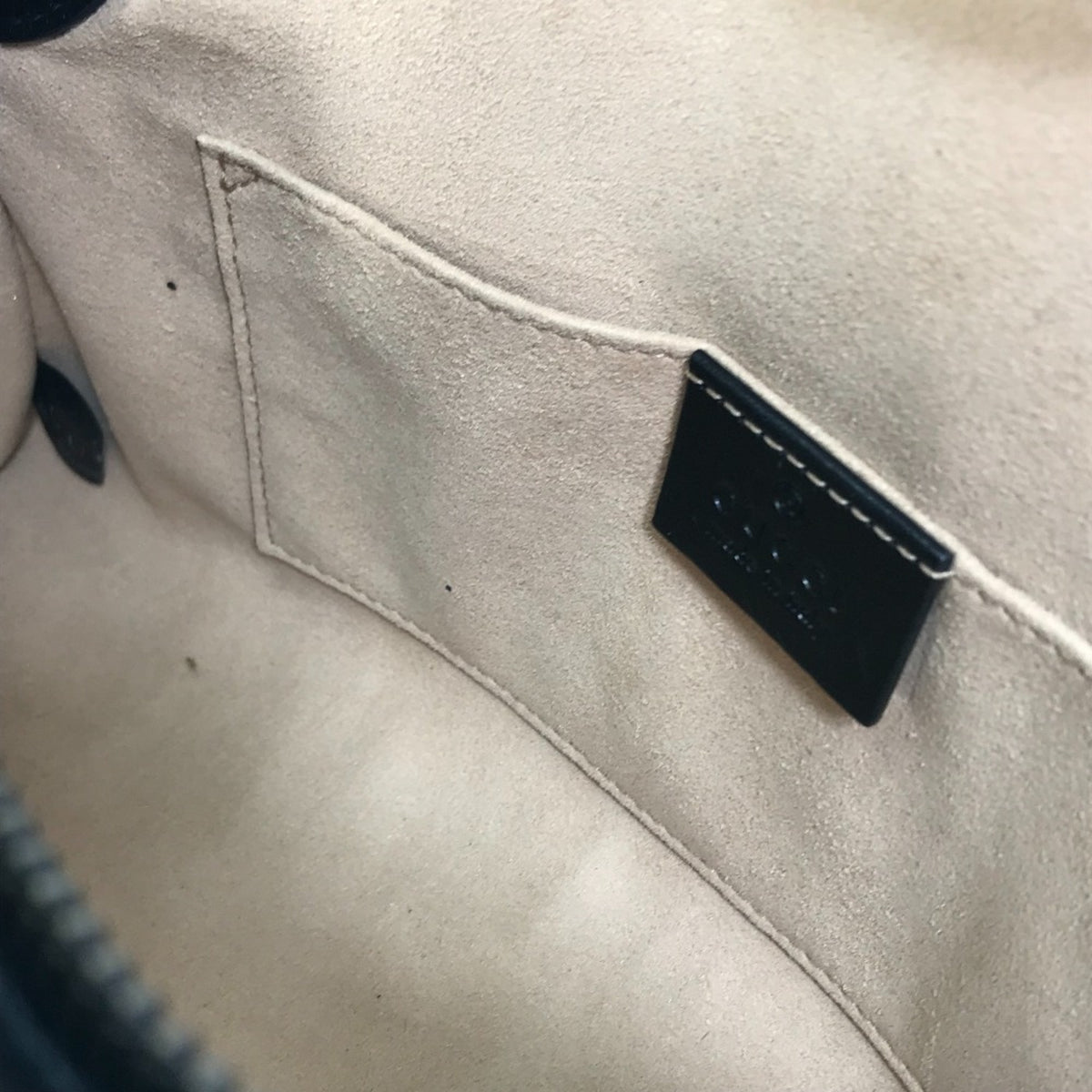 Gucci Black Leather Shoulder Bag (Pre-Owned)
