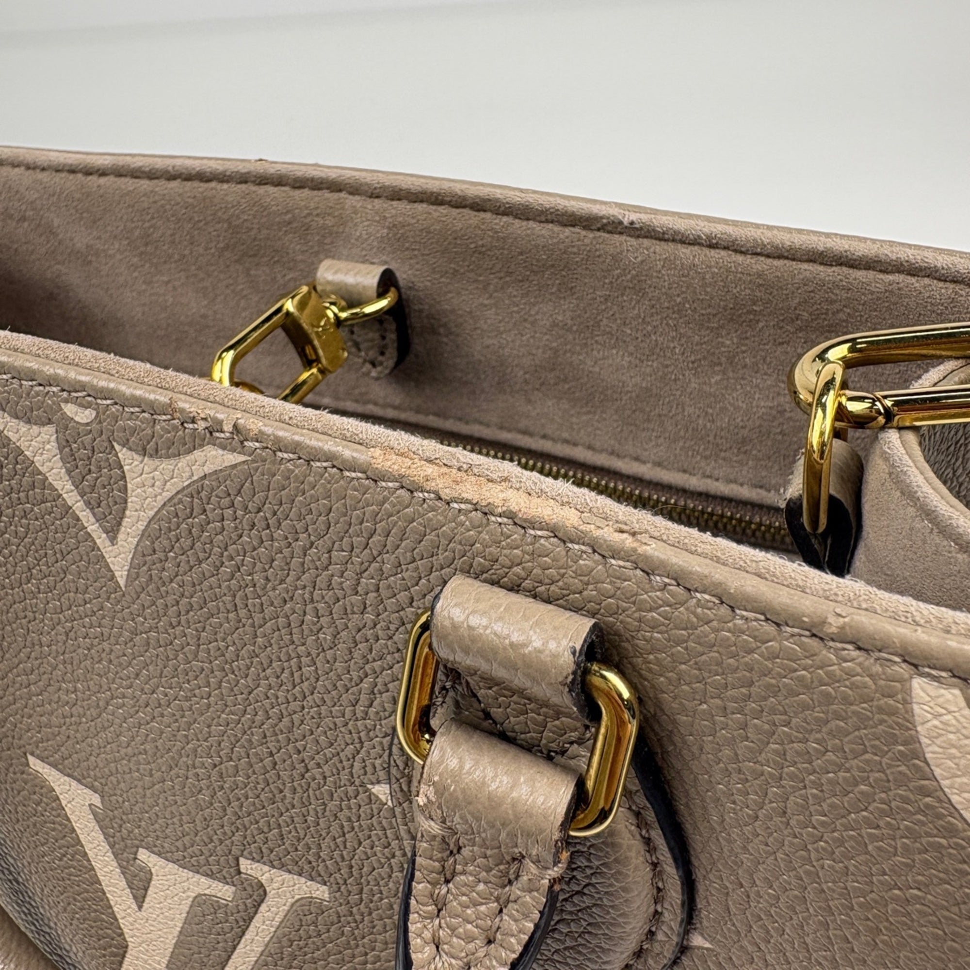Louis Vuitton Beige Bicolor Monogram Monogram Empreinte Handbag Shoulder Bag (Pre-Owned)
