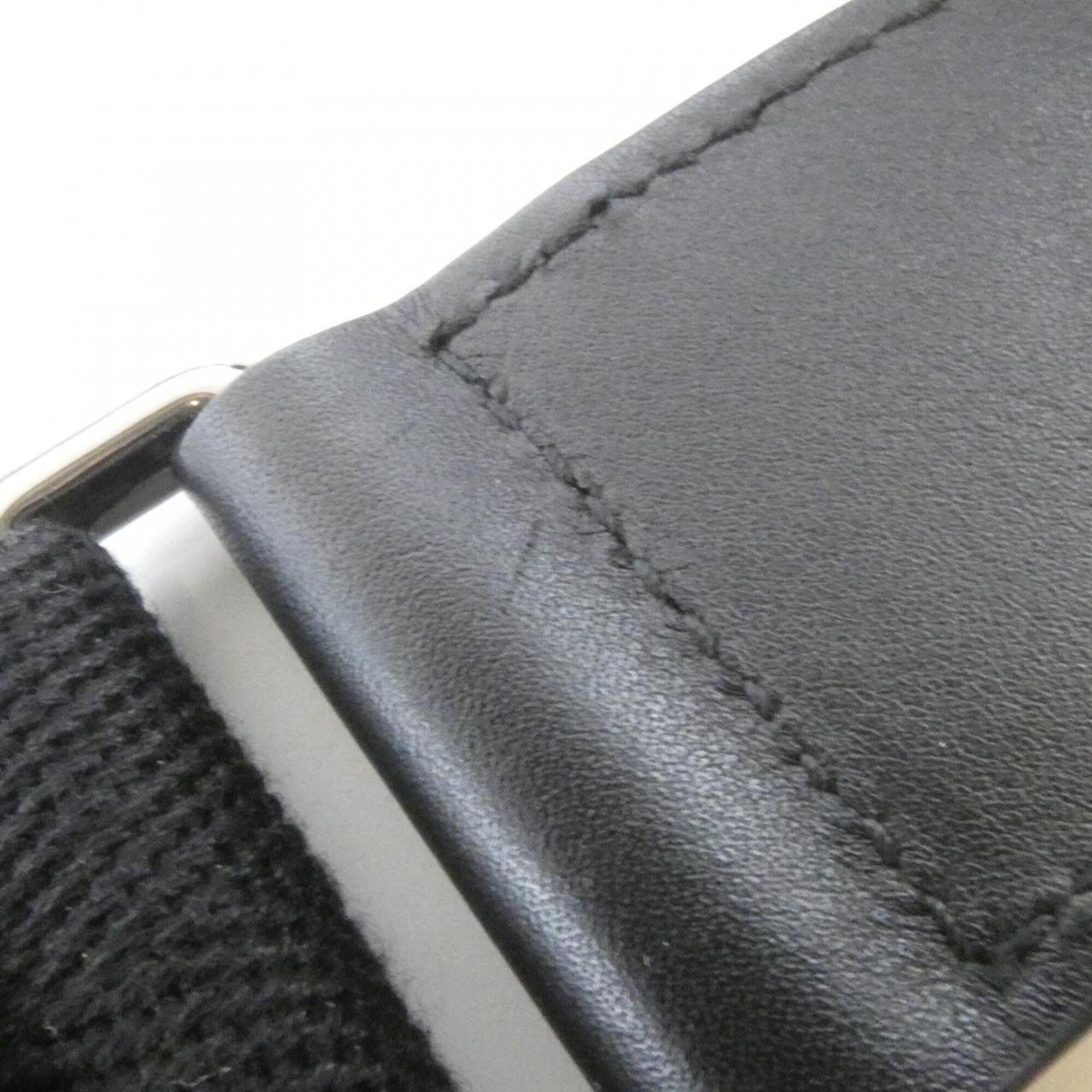 Gucci Black Coated Canvas Shoulder Bag (Pre-Owned)