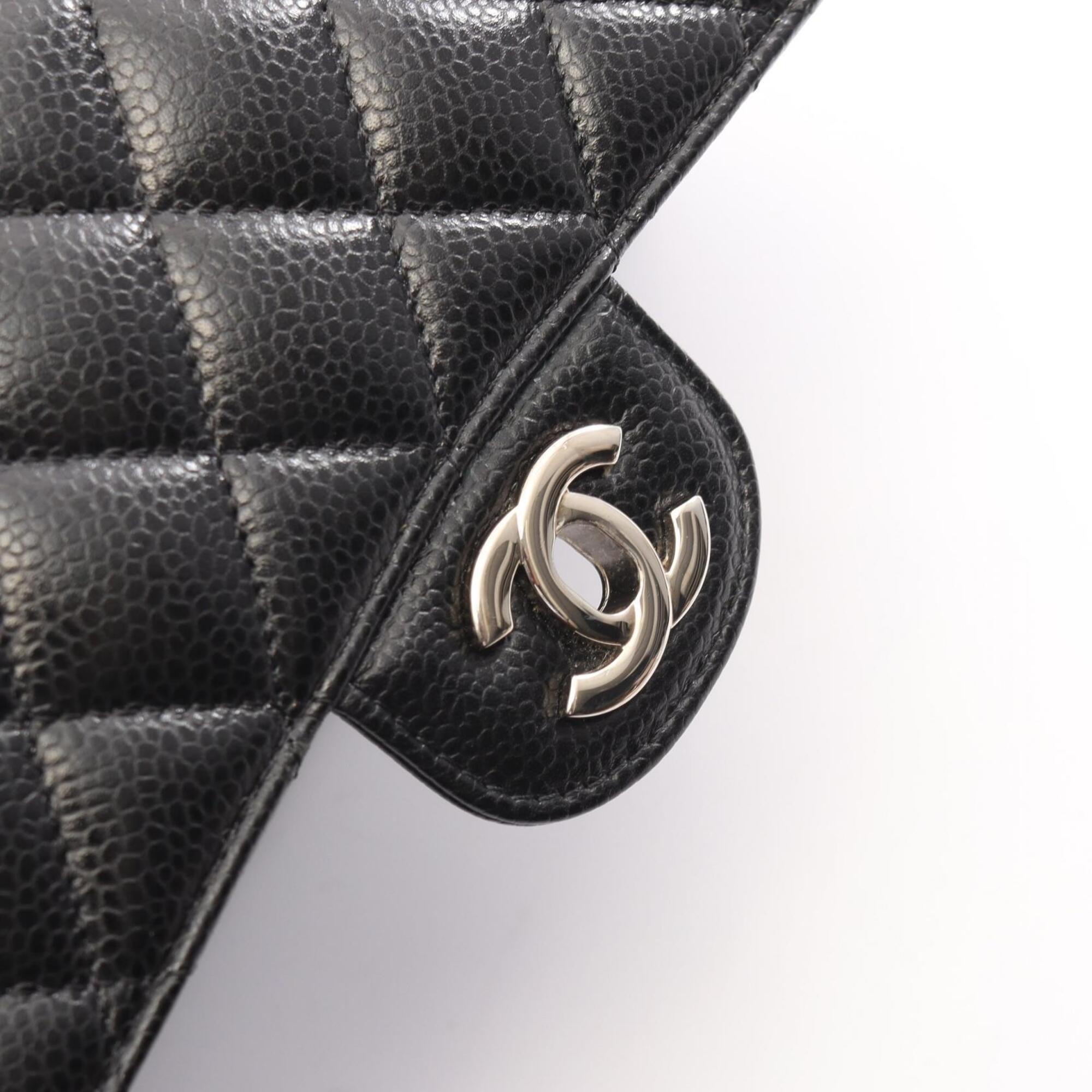 Chanel Black Leather Handbag Shoulder Bag (Pre-Owned)