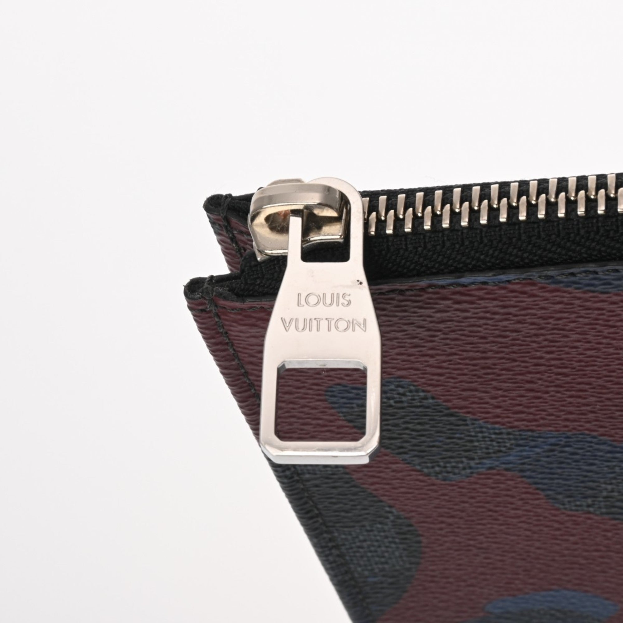 Louis Vuitton Damier Canvas Clutch Bag Pochette (Pre-Owned)