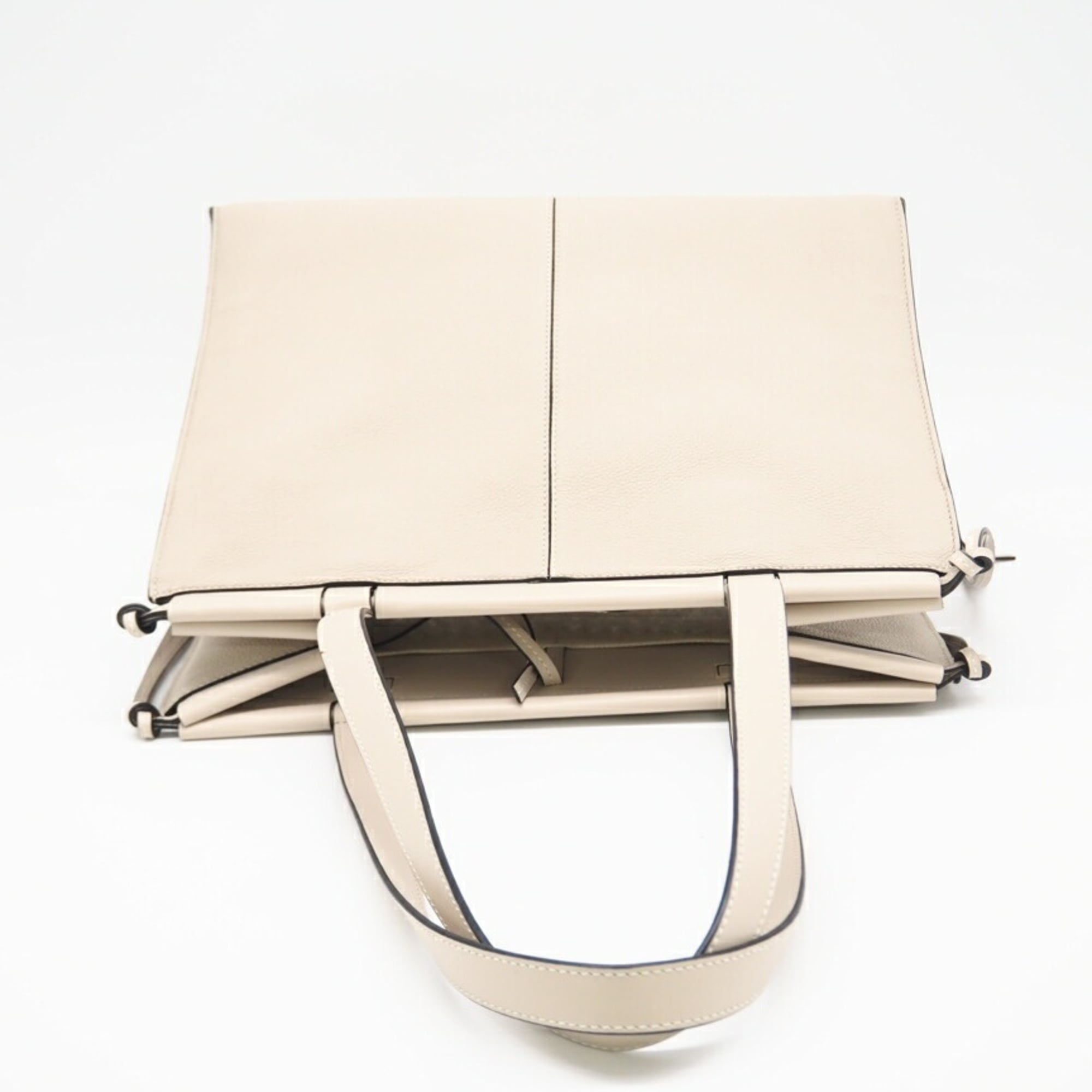 Loewe Beige Leather Tote Bag (Pre-Owned)