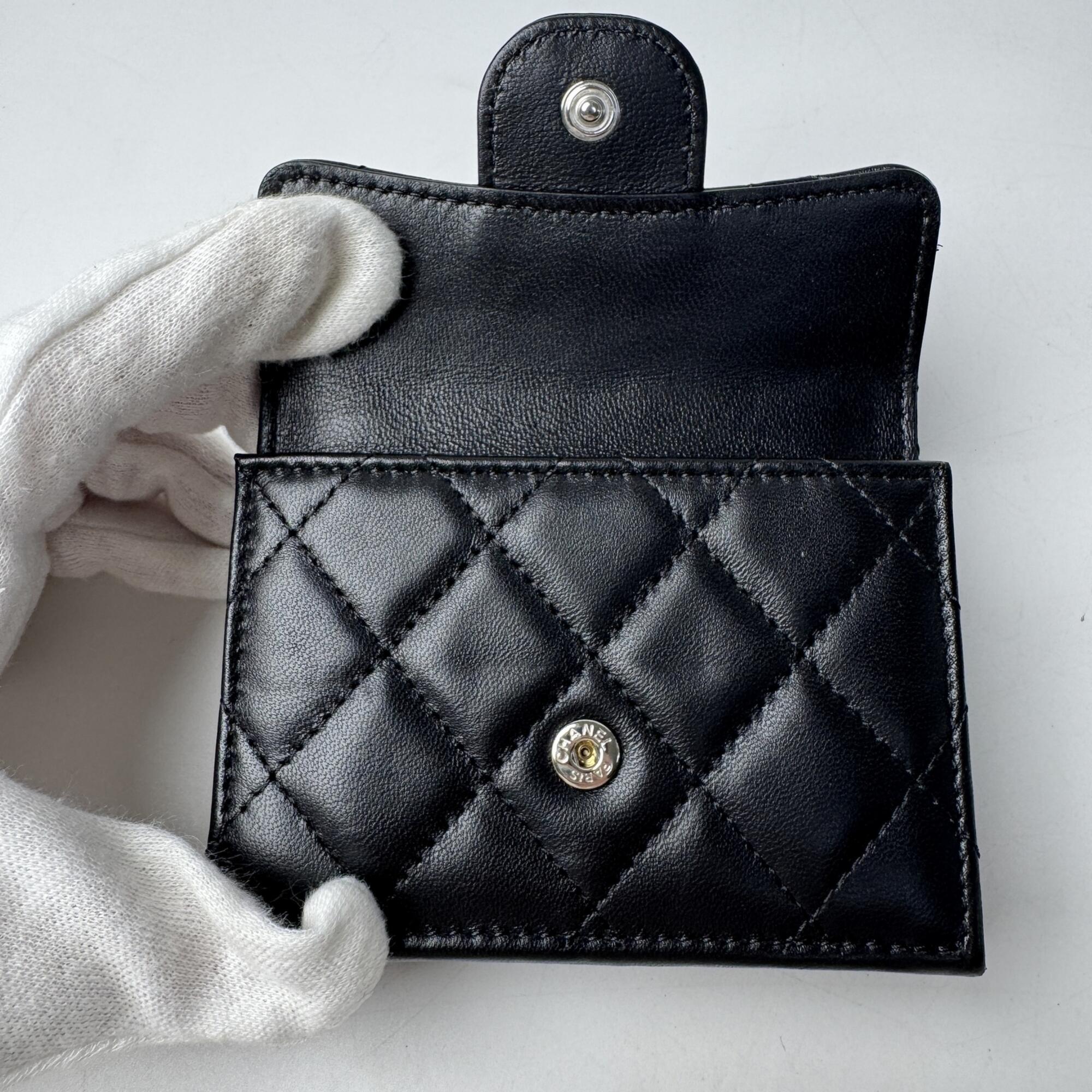 Chanel Black Leather Wallet (Tri-Fold) (Pre-Owned)