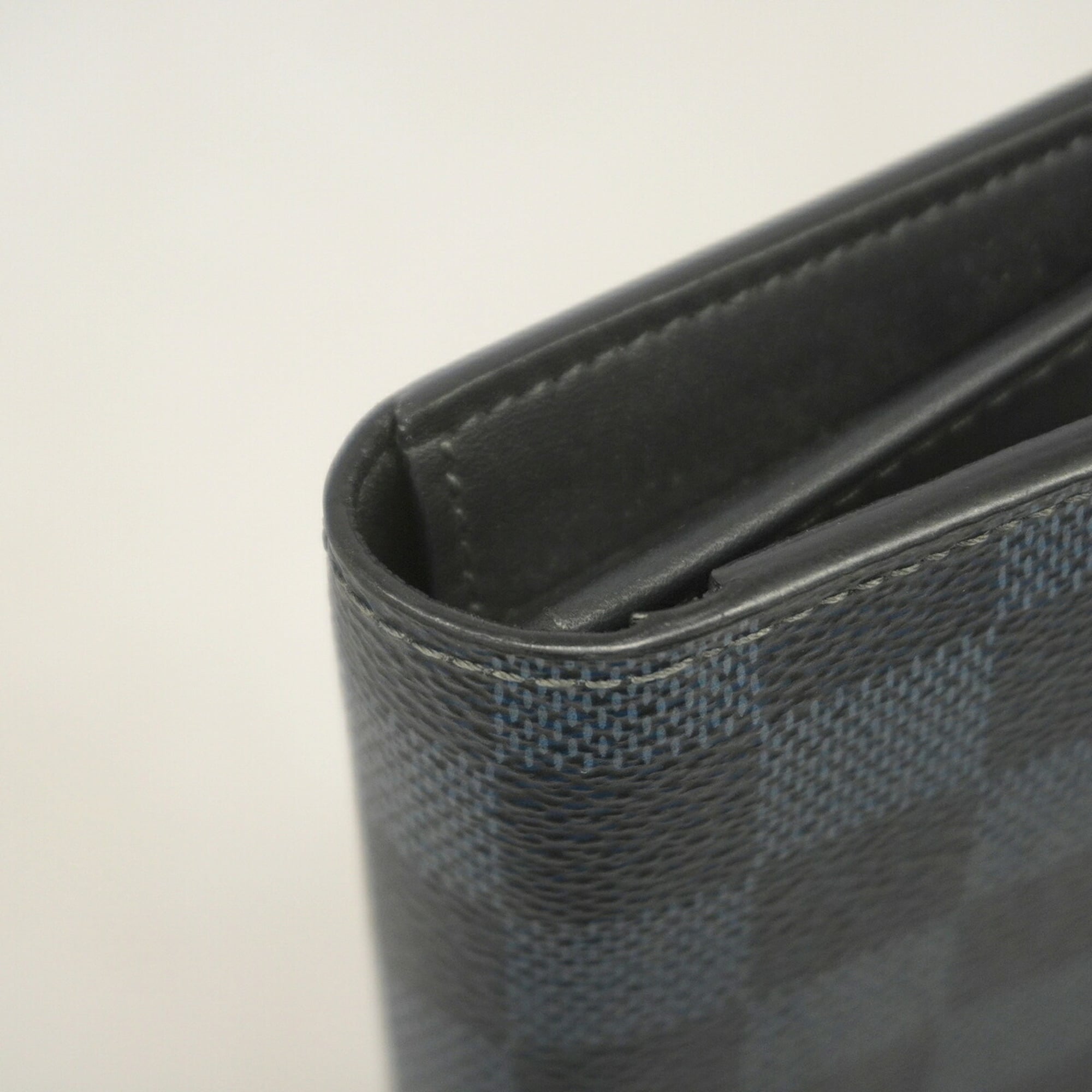 Louis Vuitton Black Navy Long Wallet (Bi-Fold) (Pre-Owned)