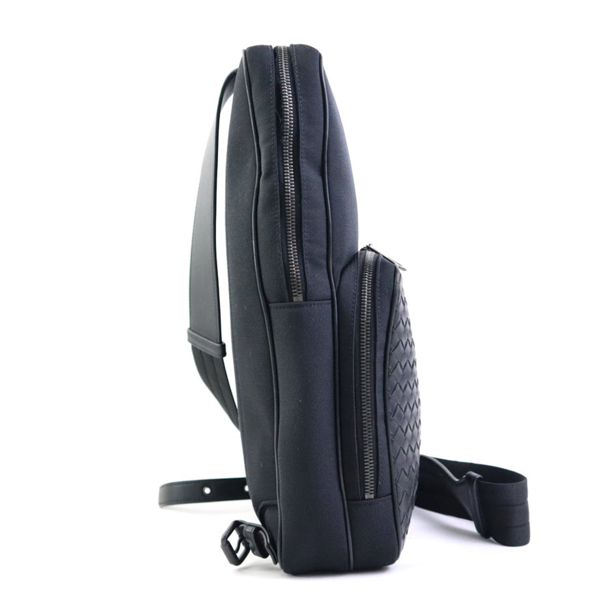Bottega Veneta Black Nylon Canvas Leather Sling Bag (Pre-Owned)
