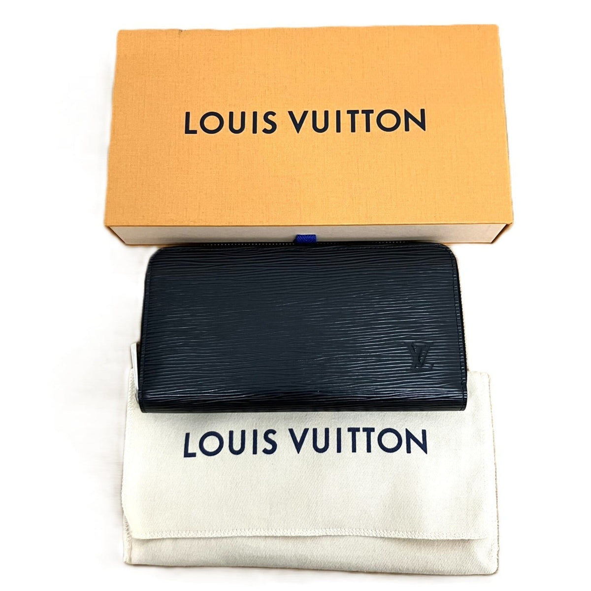 Louis Vuitton Epi Black Noir Epi Leather Long Wallet (Bi-Fold) (Pre-Owned)