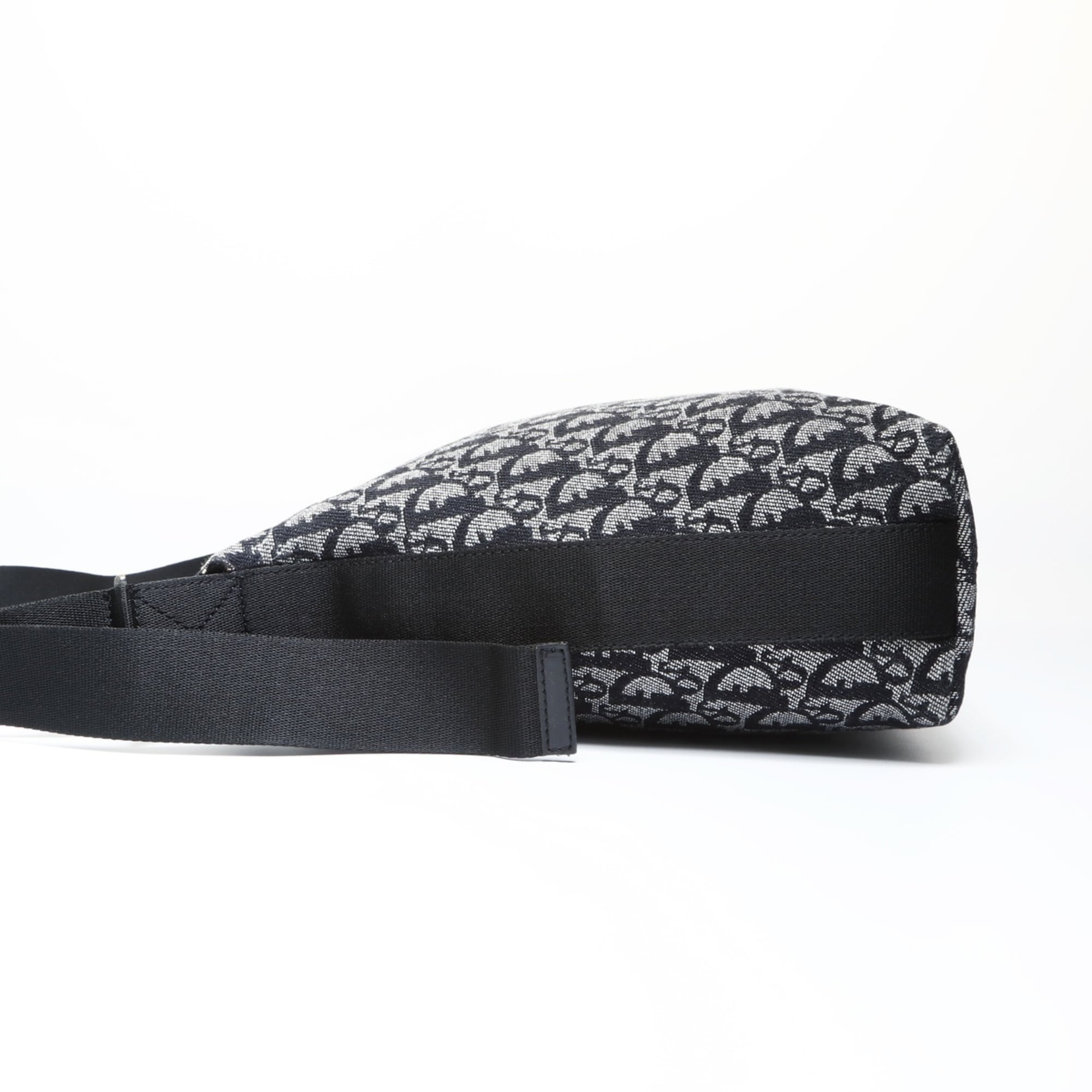 Christian Dior Black Shoulder Bag (Pre-Owned)