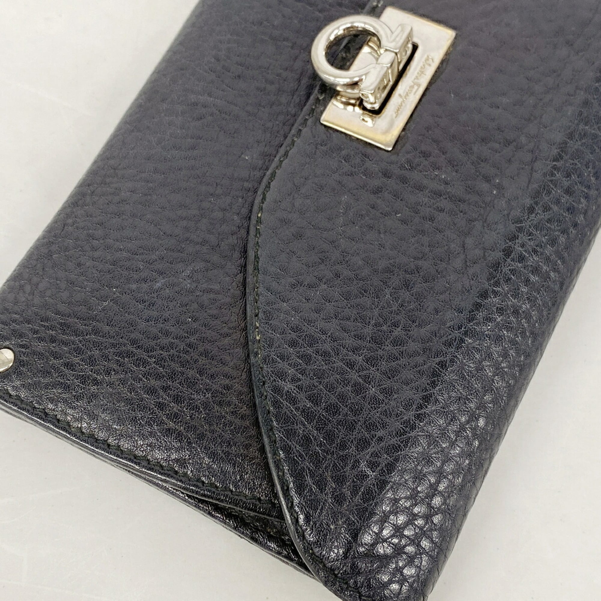 Salvatore Ferragamo Black Leather Long Wallet (Bi-Fold) (Pre-Owned)