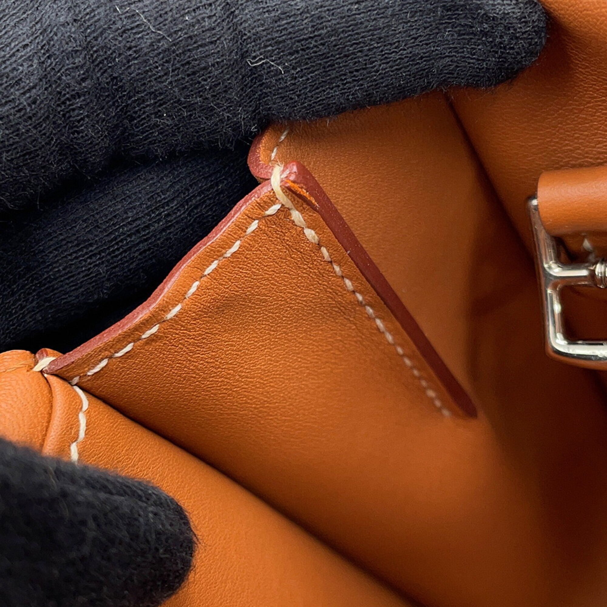 Hermes Kara Gold Swift Leather Handbag (Pre-Owned)