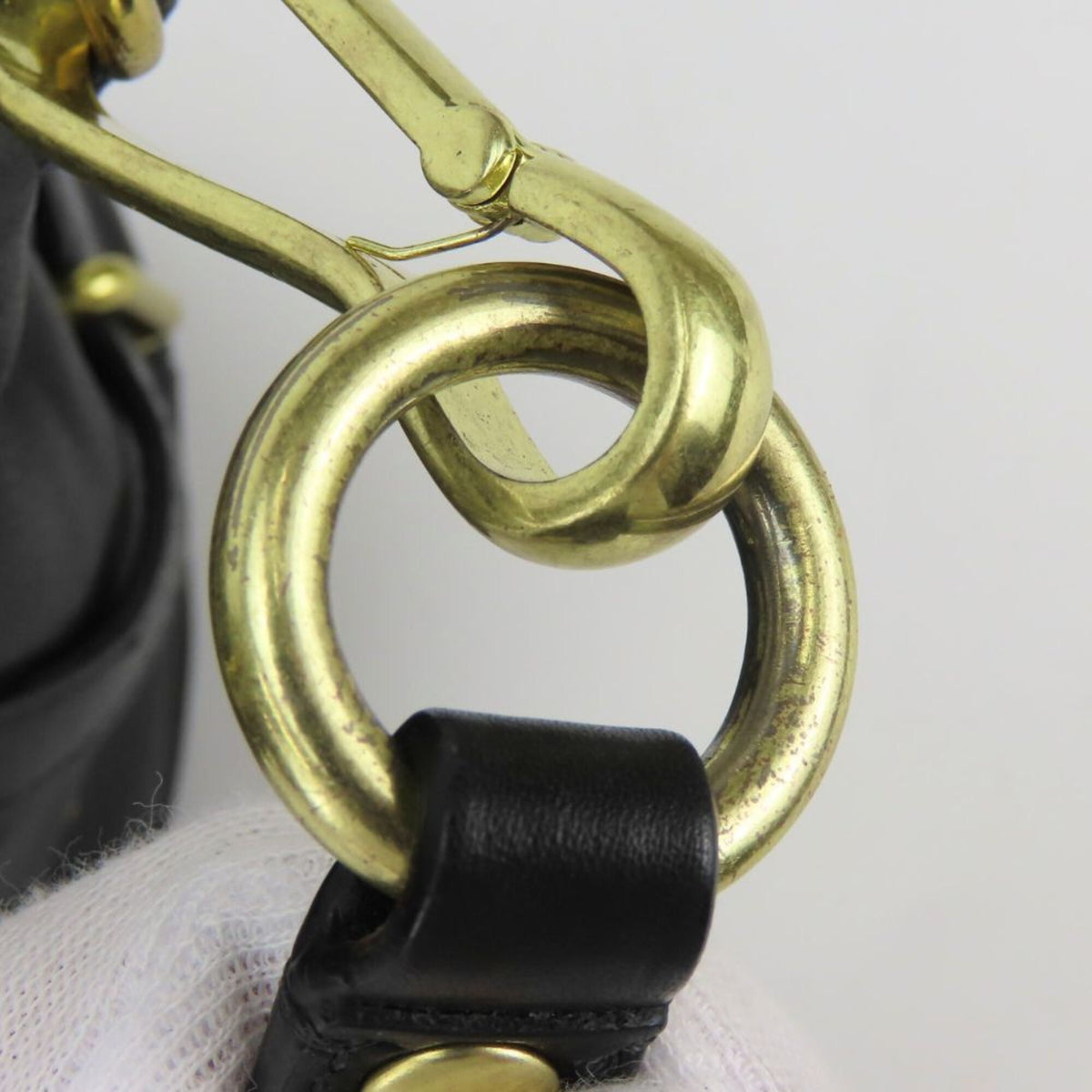 Coach Black Leather Handbag (Pre-Owned)