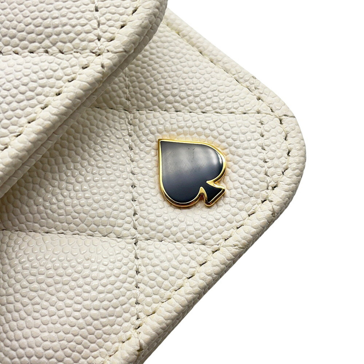 Chanel White Grained Calfskin Chain/Shoulder Wallet (Pre-Owned)