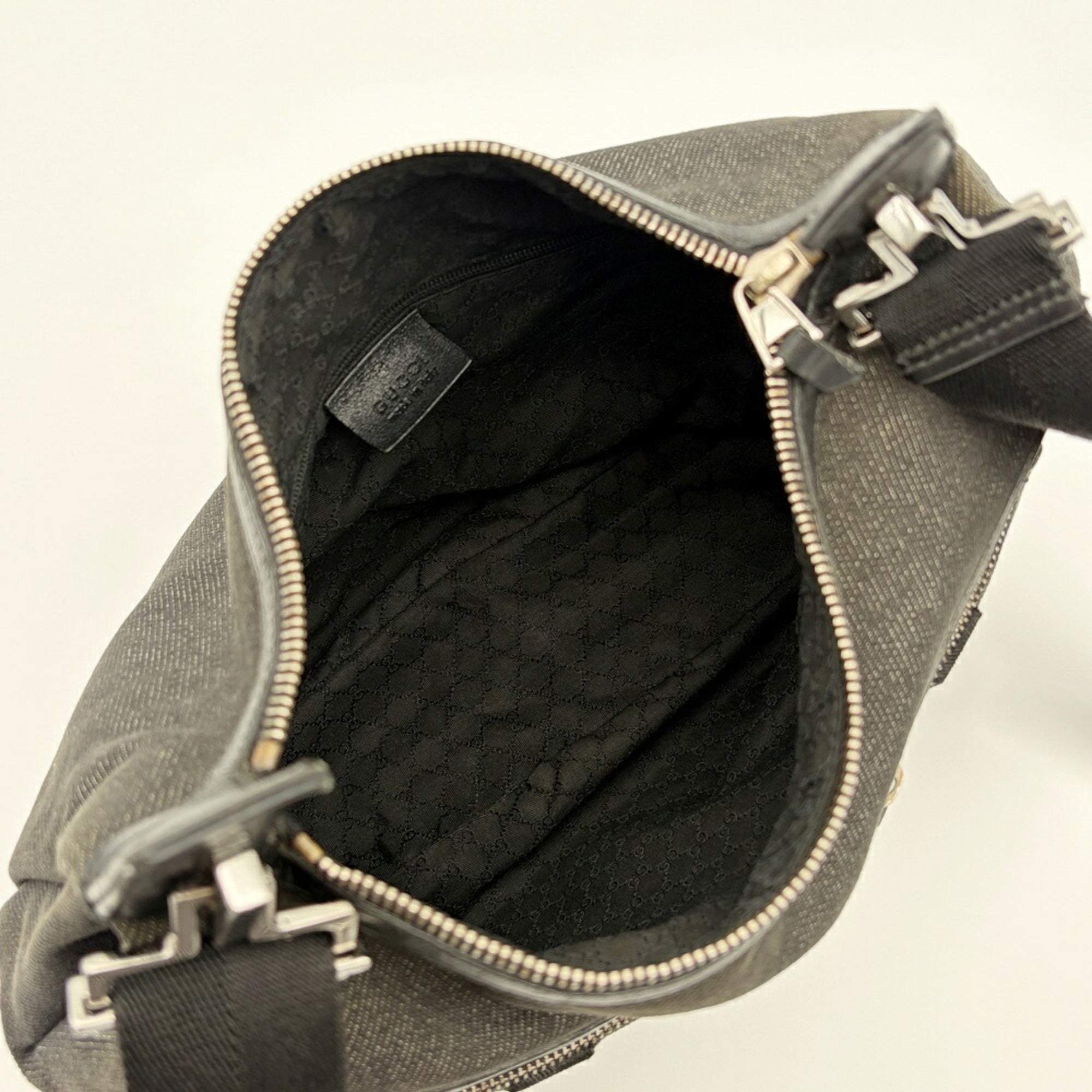 Gucci Black Denim Leather Shoulder Bag (Pre-Owned)