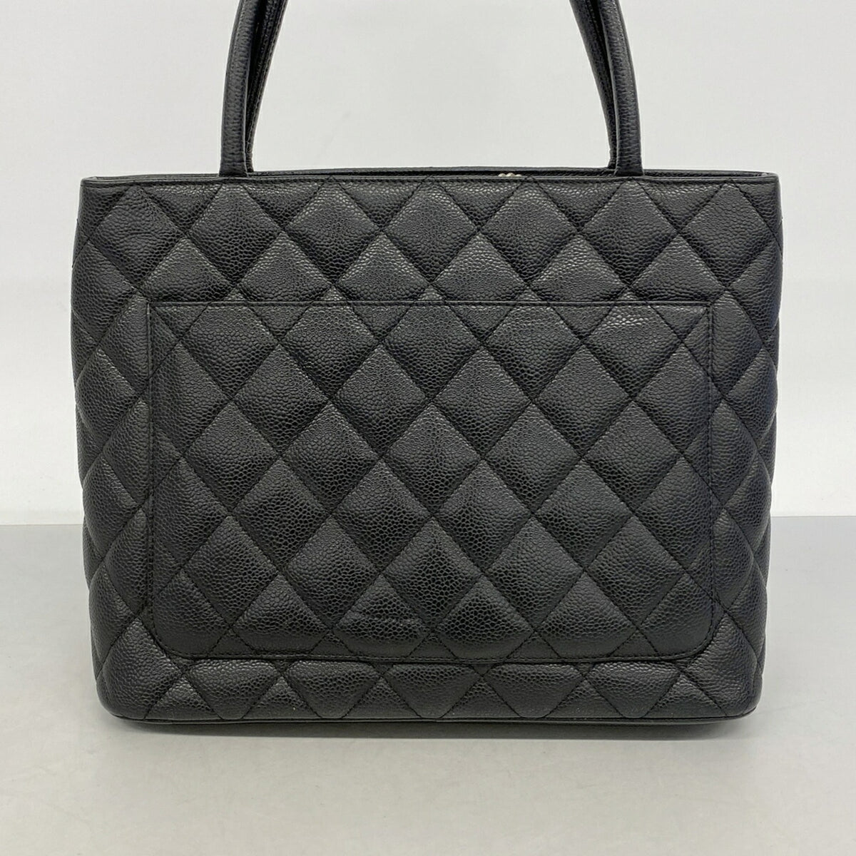 Chanel Black Grained Calfskin Tote Bag (Pre-Owned)