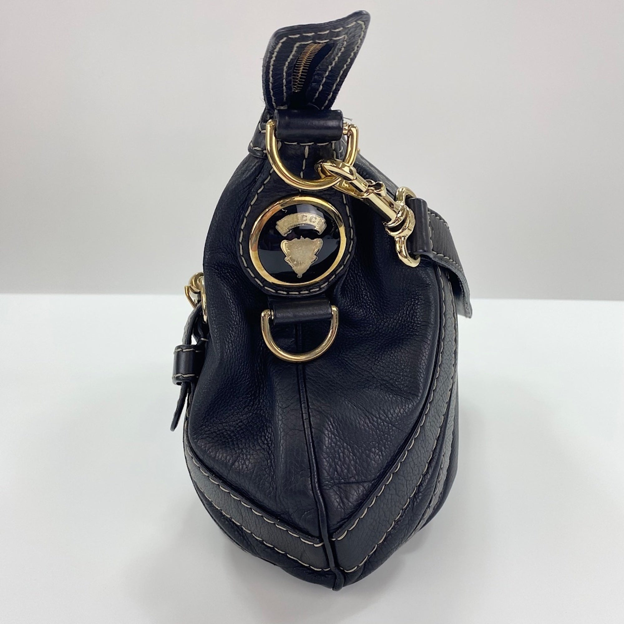 Gucci Black Shoulder Bag (Pre-Owned)