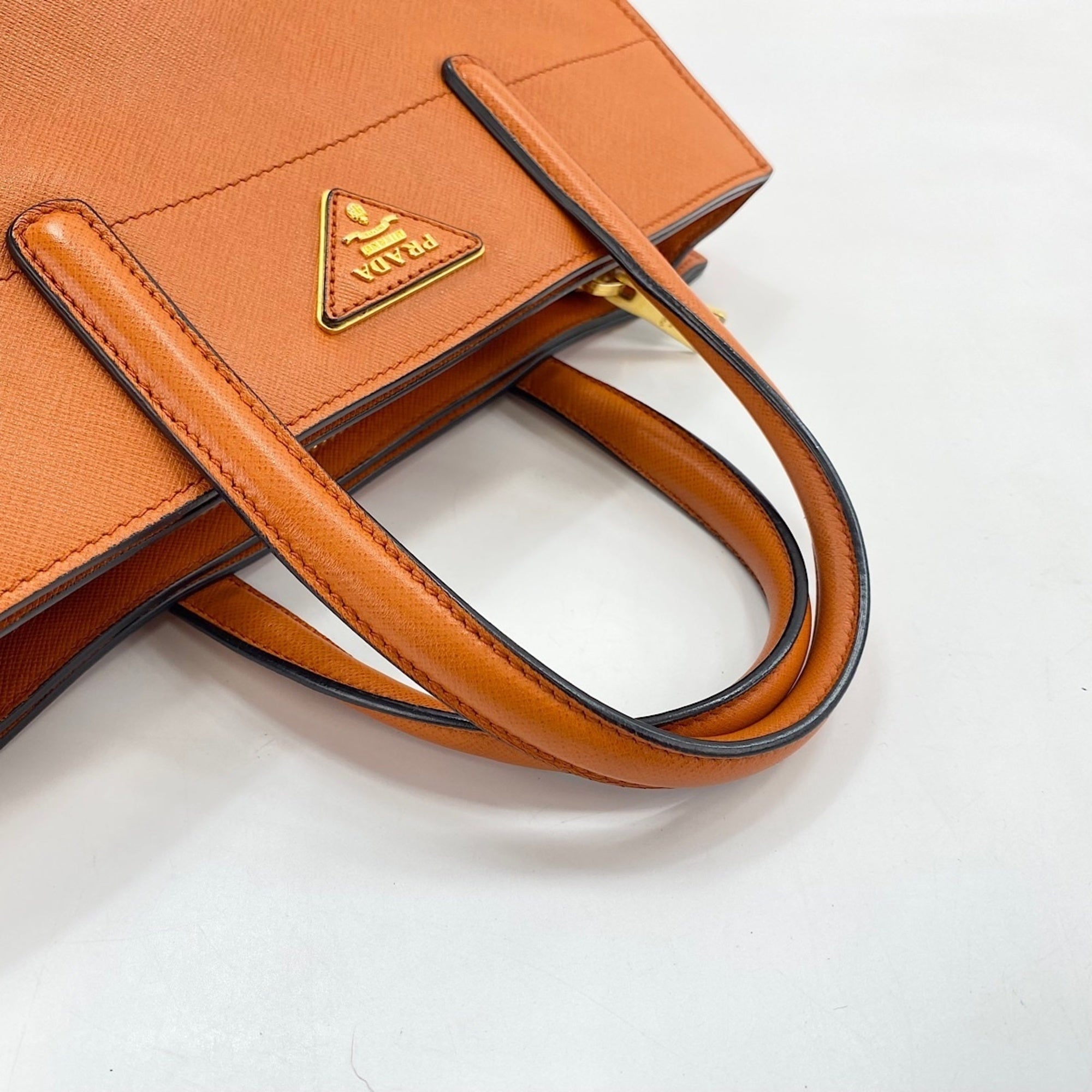 Prada Orange Leather Handbag (Pre-Owned)