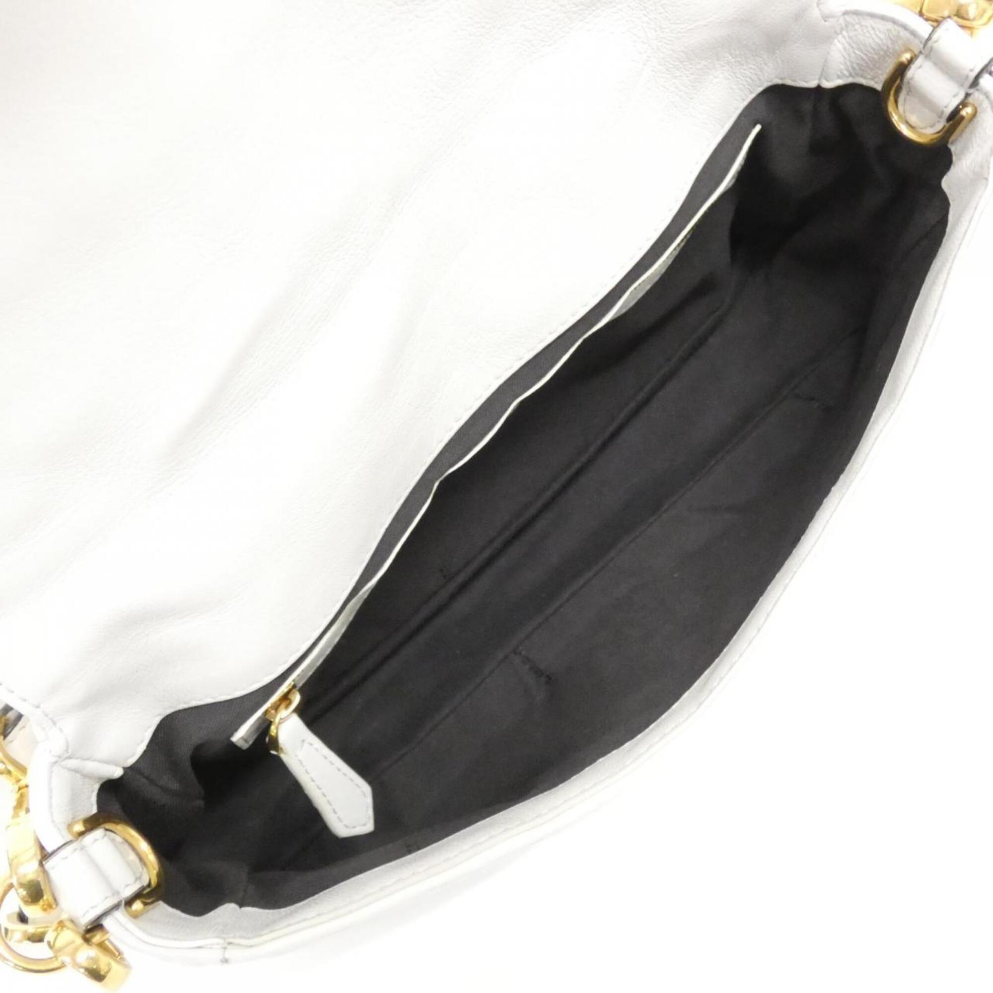 Fendi White Leather Shoulder Bag (Pre-Owned)