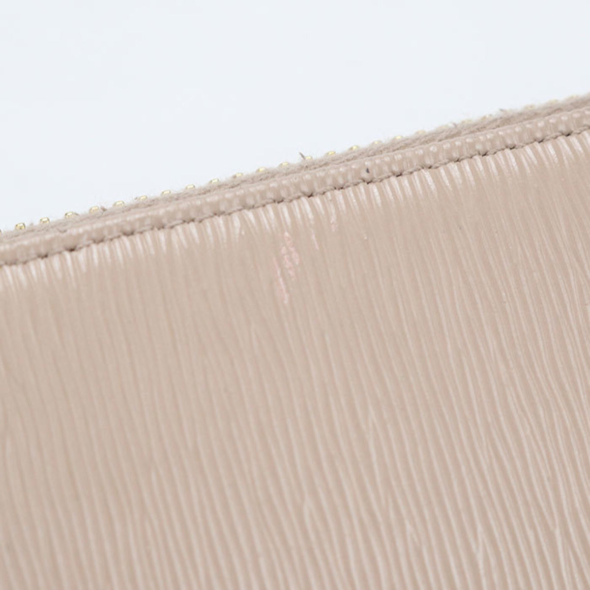 Prada Beige Leather Long Wallet (Bi-Fold) (Pre-Owned)
