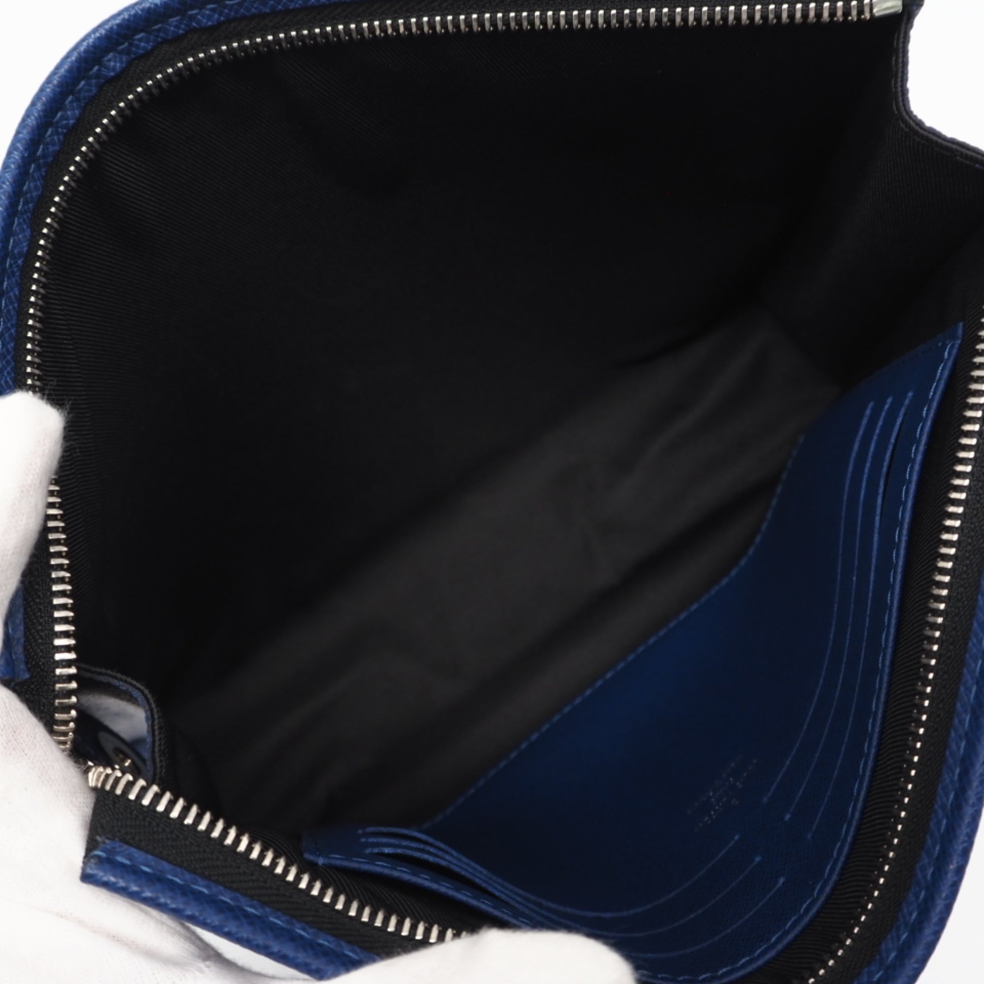 Louis Vuitton Taigarama Blue Coated Canvas Leather Clutch Bag Pochette (Pre-Owned)