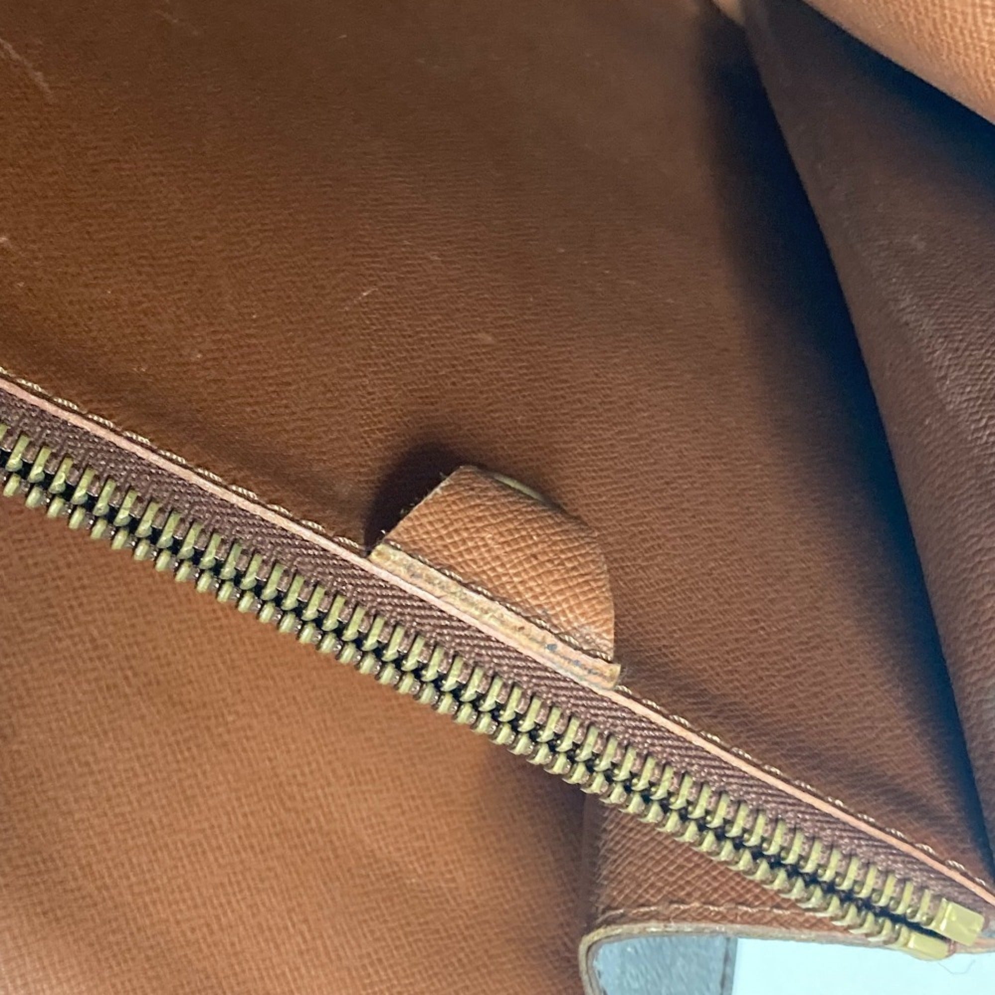Louis Vuitton Brown Monogram Monogram Briefcase (Pre-Owned)