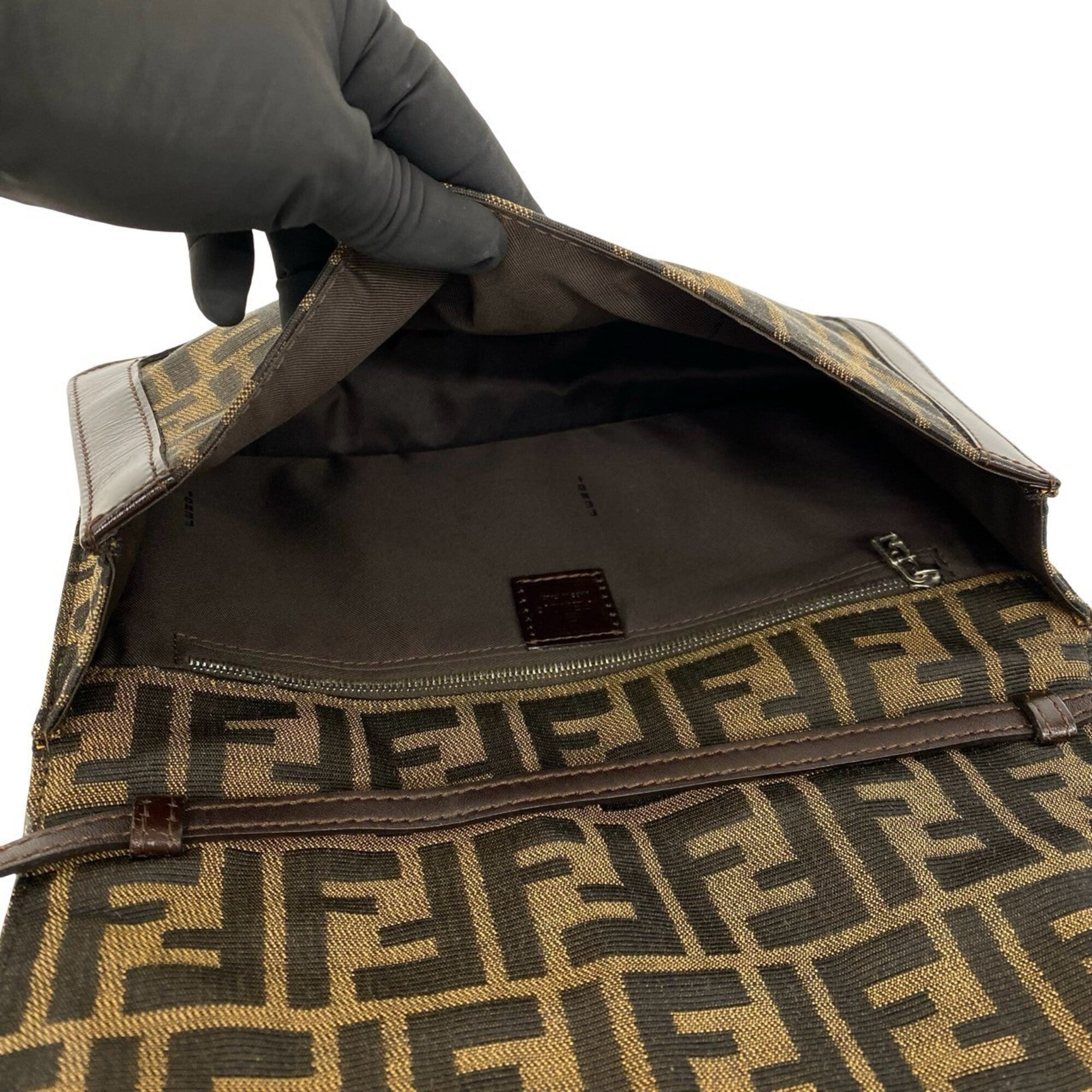 Fendi Black Brown Leather Canvas Shoulder Bag (Pre-Owned)