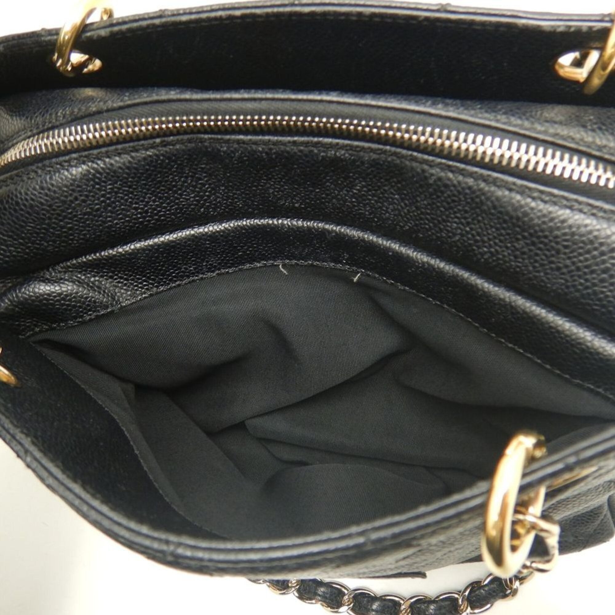 Chanel Matelasse Black Grained Calfskin Tote Bag (Pre-Owned)