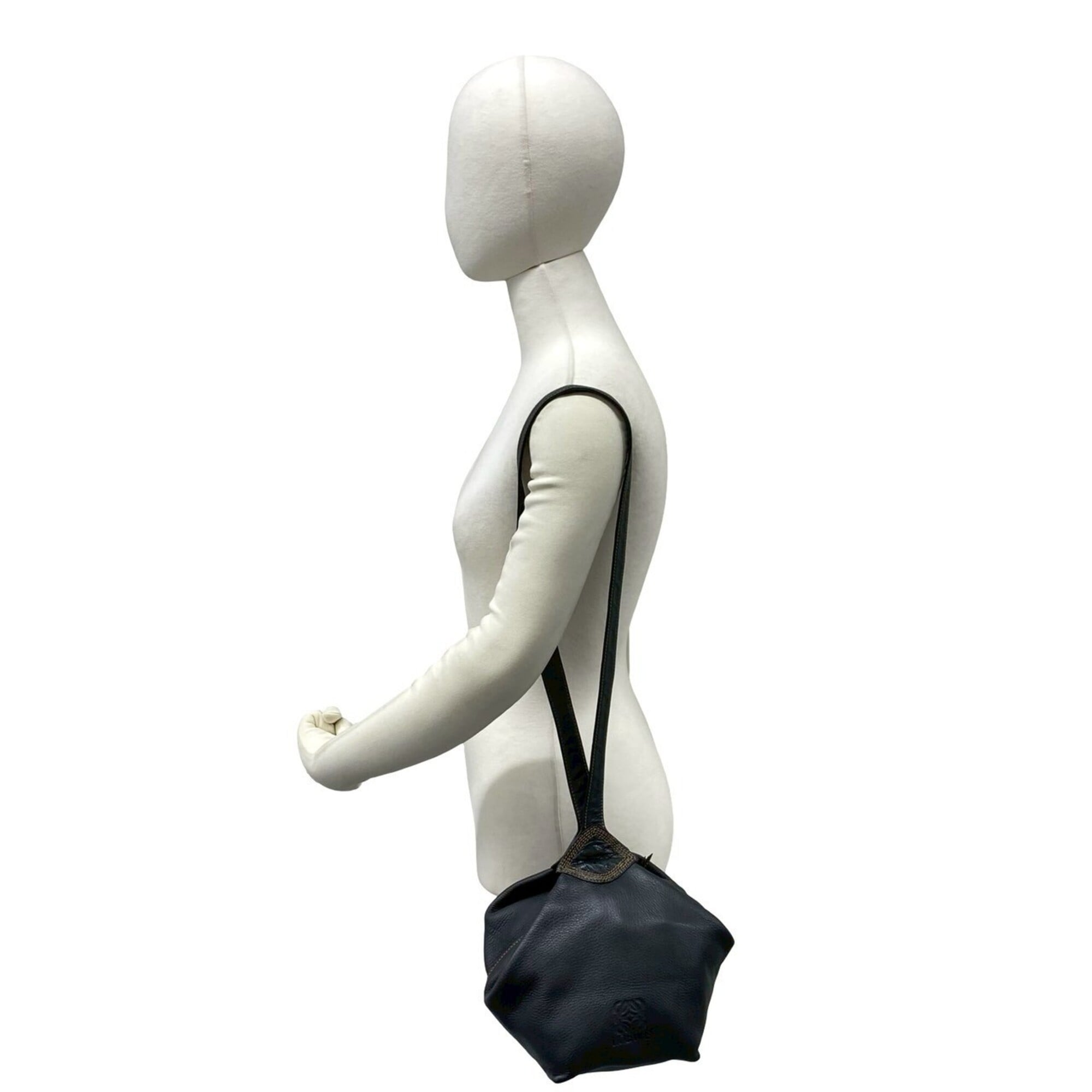 Loewe Black Leather Shoulder Bag Tote Bag (Pre-Owned)