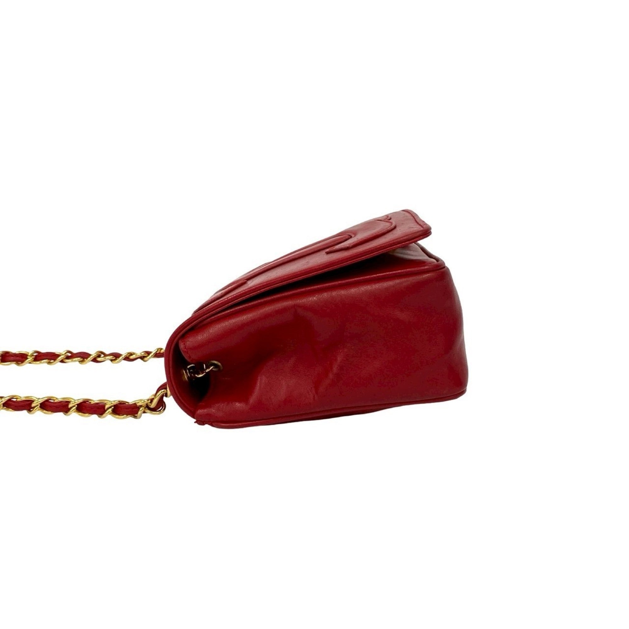 Chanel Red Color Leather Shoulder Bag (Pre-Owned)