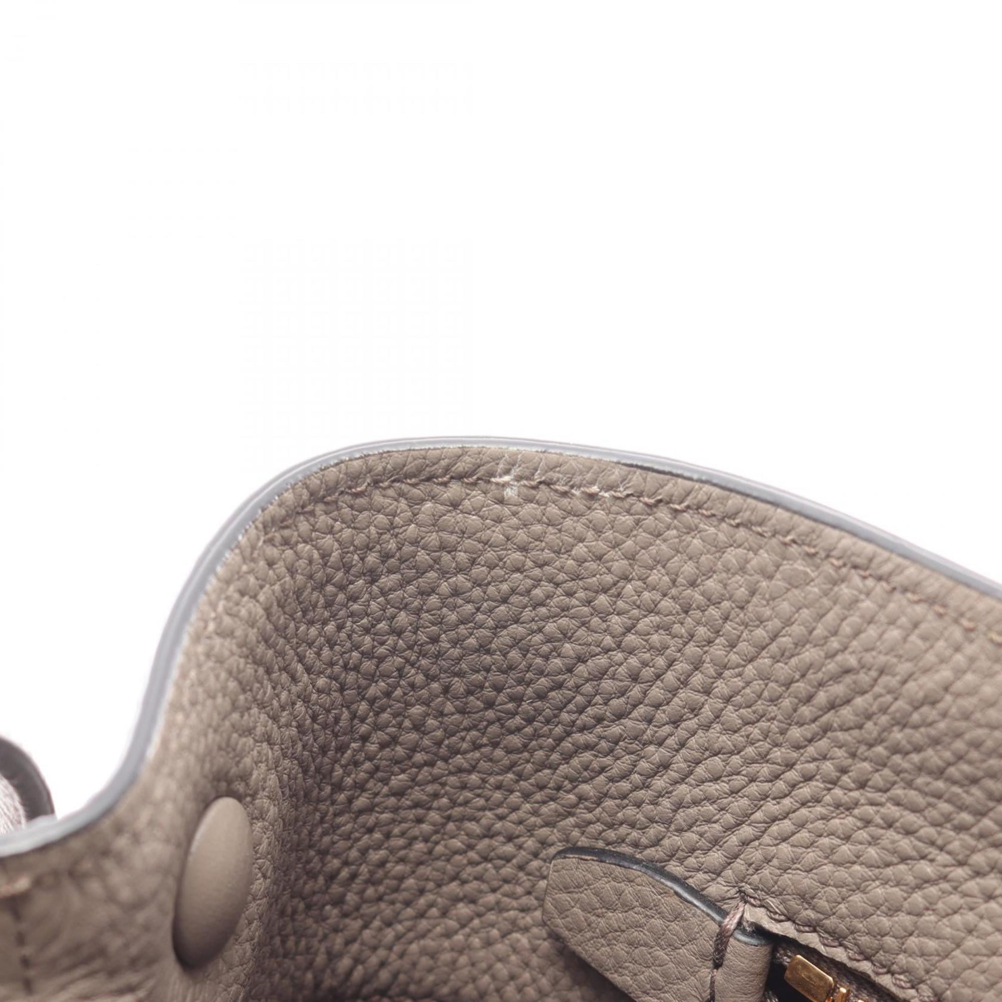 Prada Beige Leather Handbag (Pre-Owned)