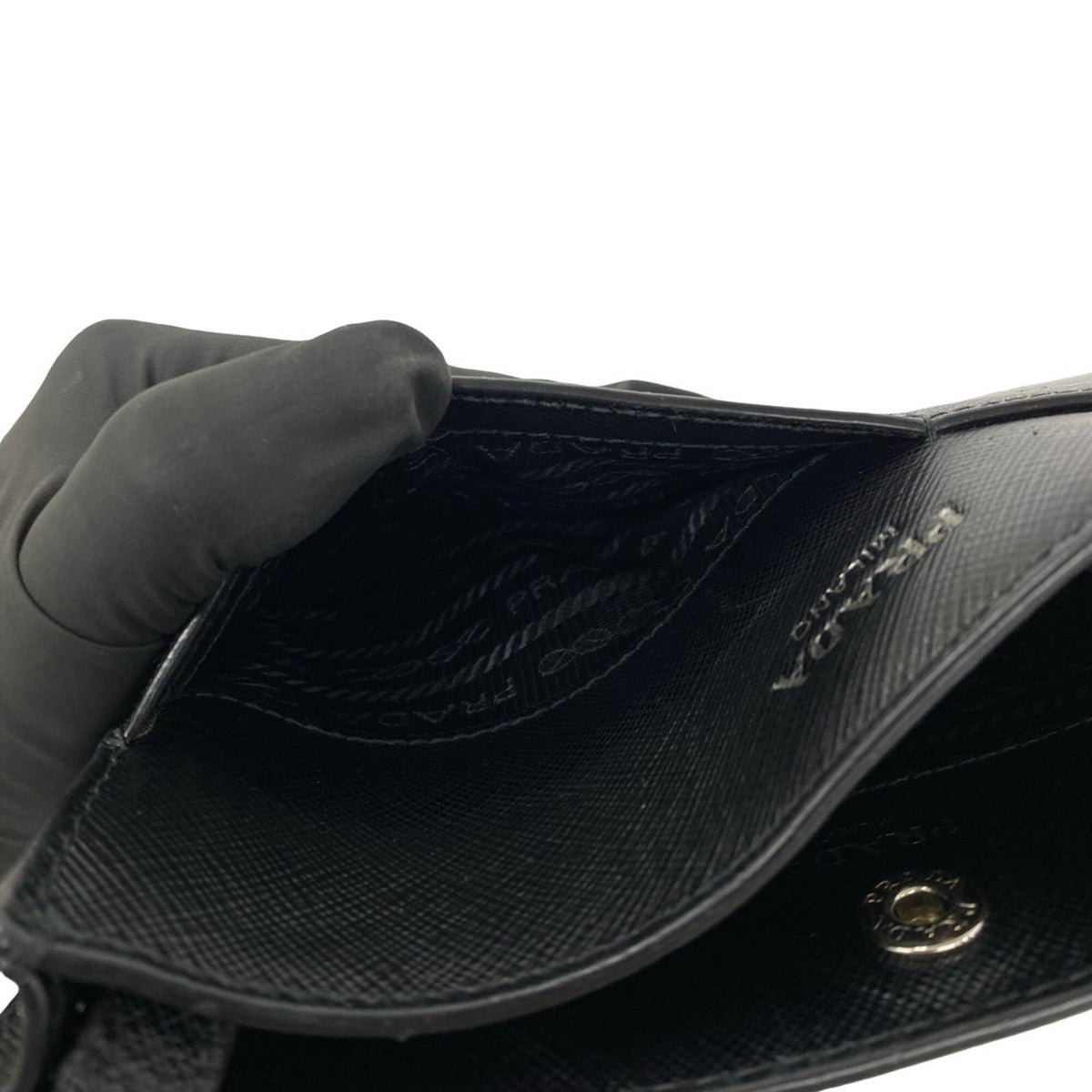 Prada Black Leather Pochette Shoulder Bag (Pre-Owned)