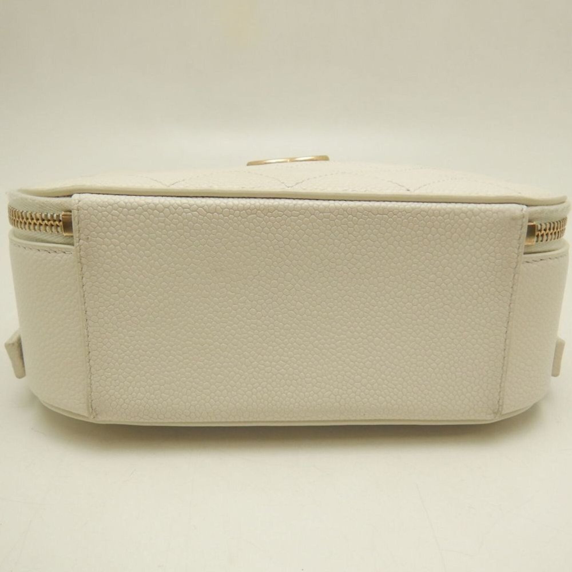 Chanel White Grained Calfskin Shoulder Bag Vanity Bag (Pre-Owned)