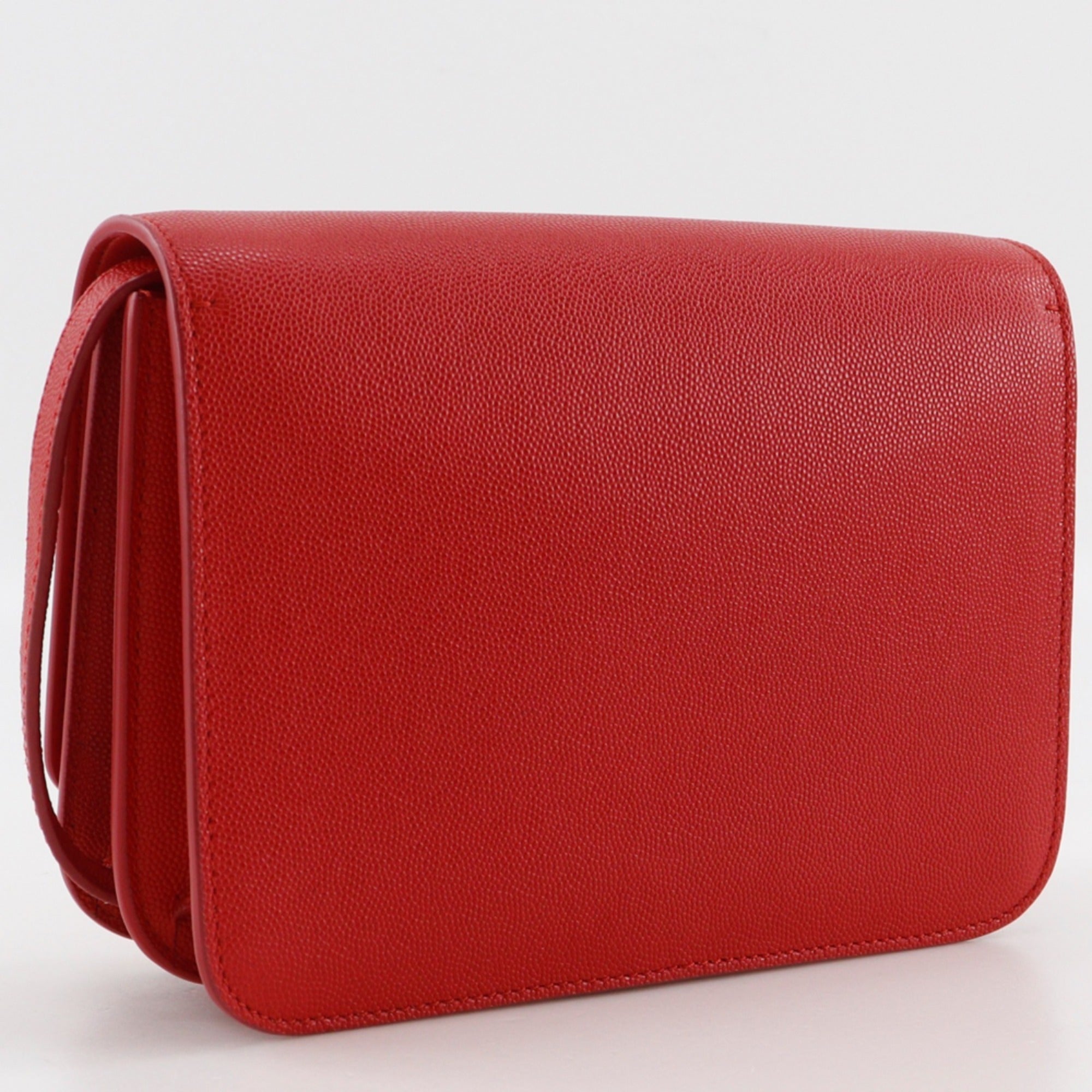 Burberry Red Color Leather Shoulder Bag (Pre-Owned)