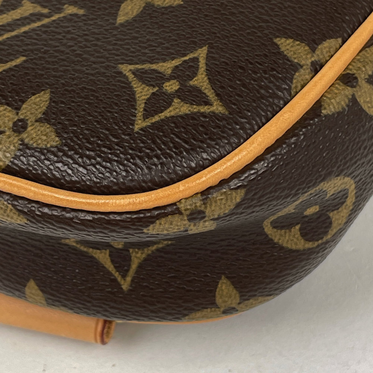 Louis Vuitton Brown Monogram Shoulder Bag Sling Bag (Pre-Owned)